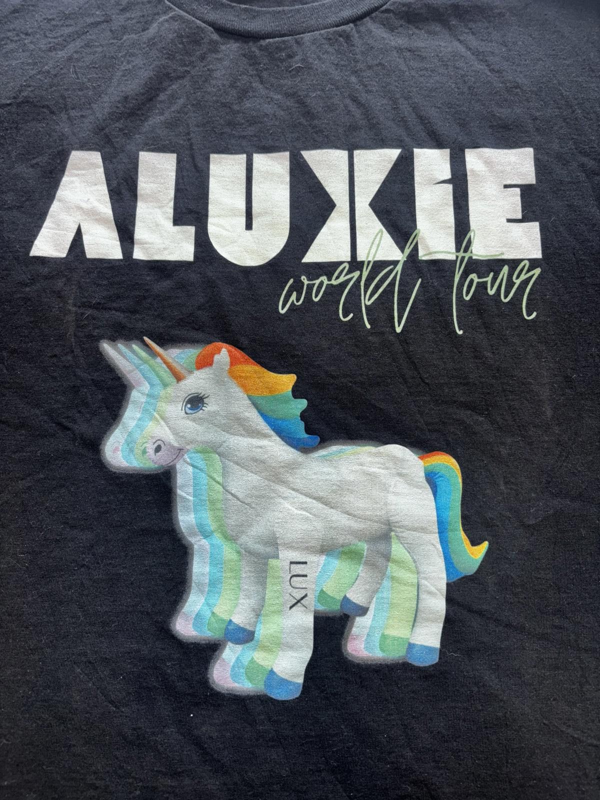 Designer Classic Aluxie World Tour Unicorn Graphic T-Shirt Size US L / EU 52-54 / 3 - 2 Thumbnail