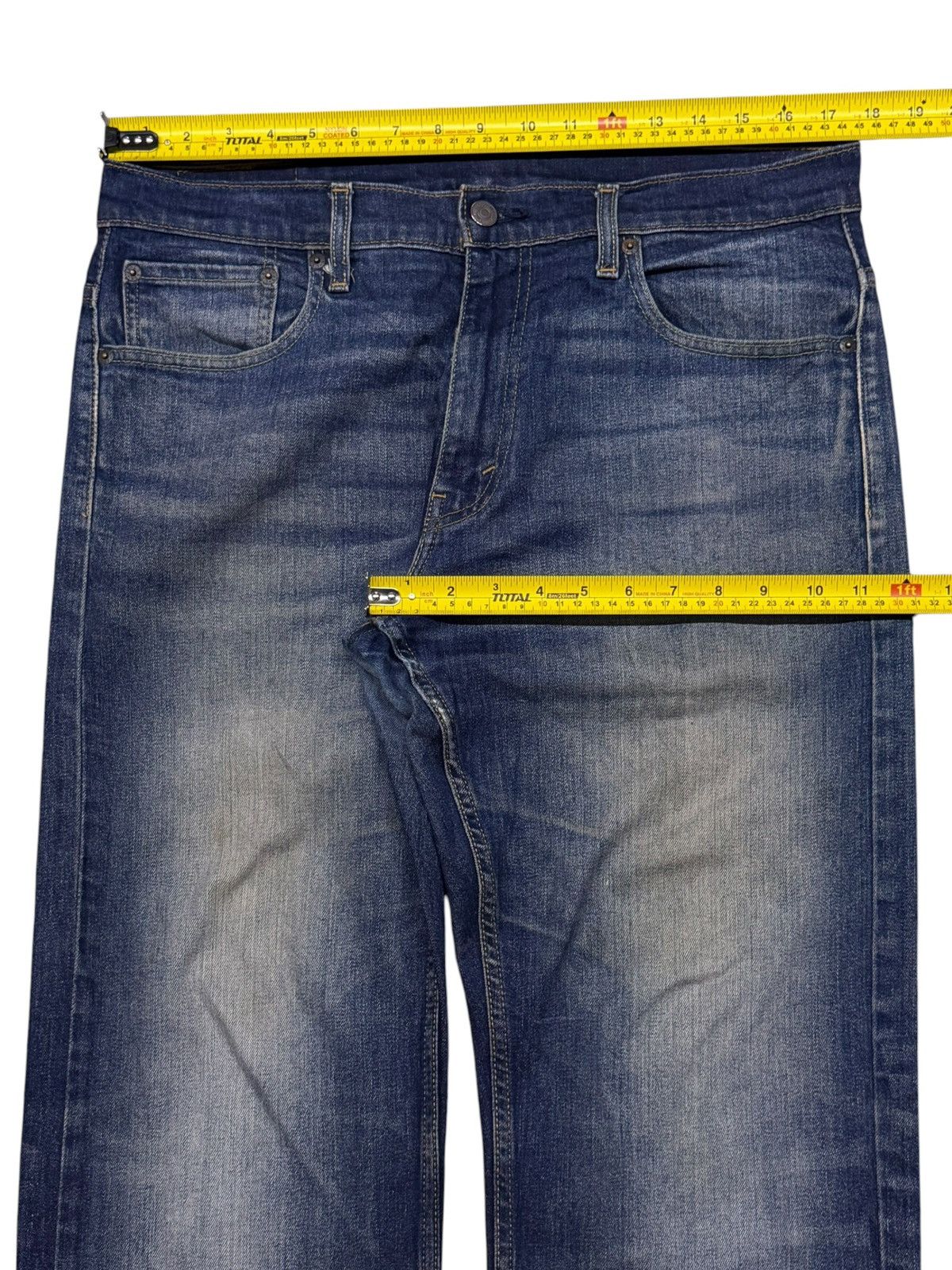 Levi's Vintage Levi’s 569 Denim Jeans | Loose Straight Fit | W35 Size US 35 - 12 Thumbnail