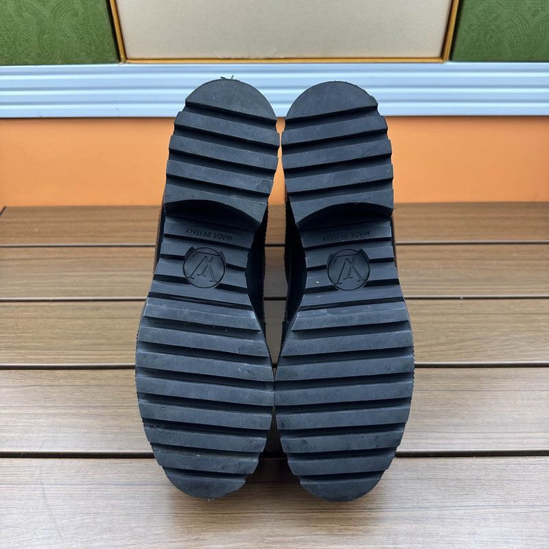 Louis Vuitton Louis Vuitton Stylish Comfortable Black Ankle Boots -2508 Size US 4 / IT 34 - 3 Thumbnail