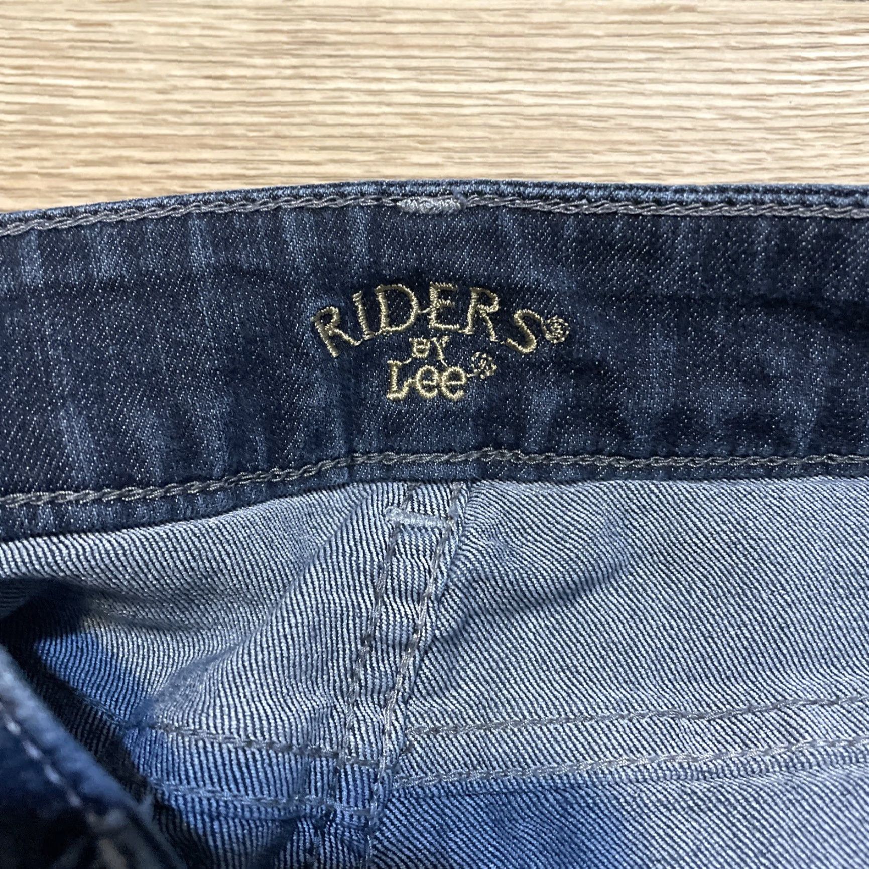 Lee Riders By Lee Jeans Women's Bootcut Stretch Denim Jeans 14M Medium Blue High Rise Sugar Bootcut? Size 36" / US 14 / IT 50 - 2 Thumbnail