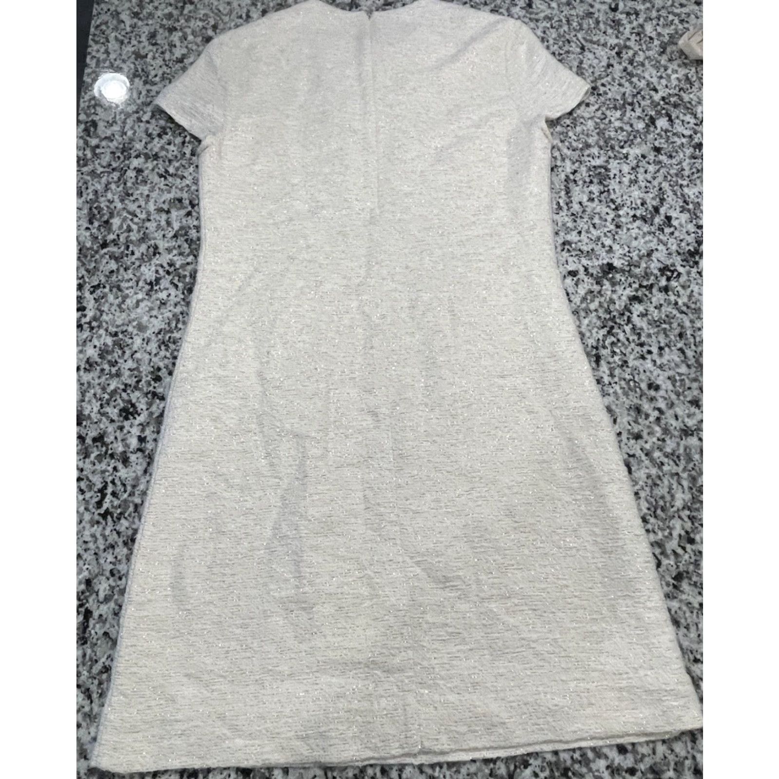 Tory Burch VINTAGE Tory Burch Cream Metallic Gold Threaded Tweed Dress Sz 4 Career Luxury Size S / US 4 / IT 40 - 7 Thumbnail