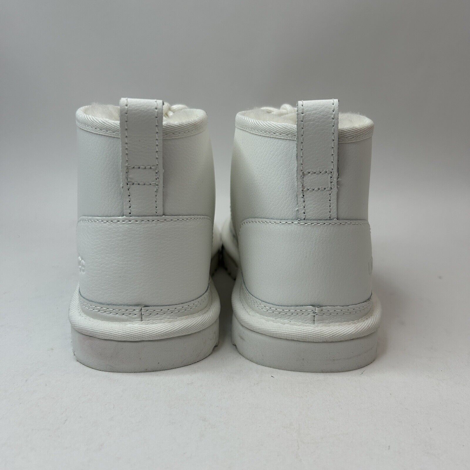 Ugg UGG Neumel Chopd Chukka Ankle Boot “White Leather” 2023 Size US 9 / EU 42 - 3 Thumbnail