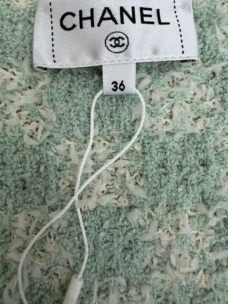 Chanel Chanel Green knitted vest Size XS / US 0-2 / IT 36-38 - 4 Thumbnail