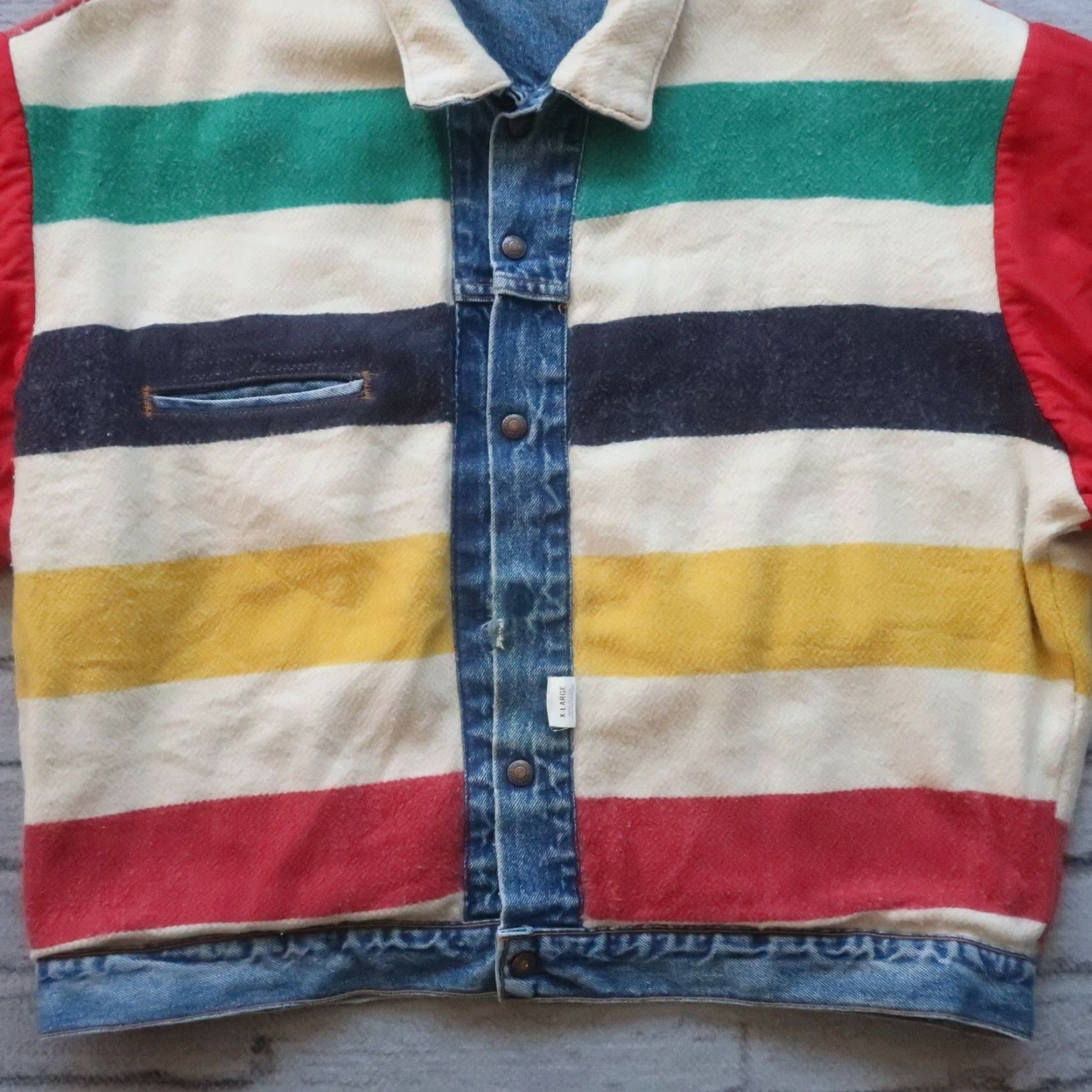Levi's VINTAGE Levi's Trucker Jacket / Denim Jacket / Blanket Lined / Made in USA / X-Large / Men / Military Green / Wool / Denim / Jacket / 90s / Hudson Bay Size US 36 / EU 52 - 2 Thumbnail