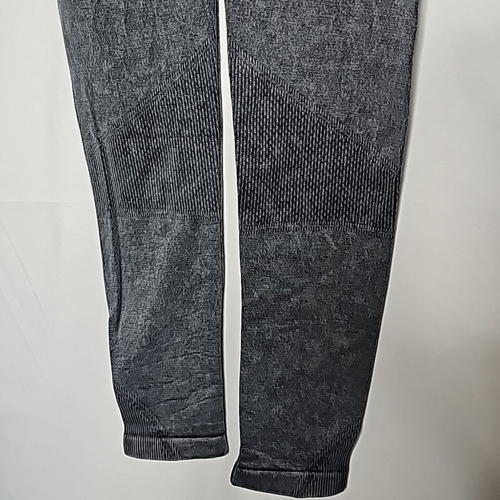 The Unbranded Brand Electric Yoga gray tummy control high rise legging M/L Size 27" / US 4 / IT 40 - 4 Thumbnail