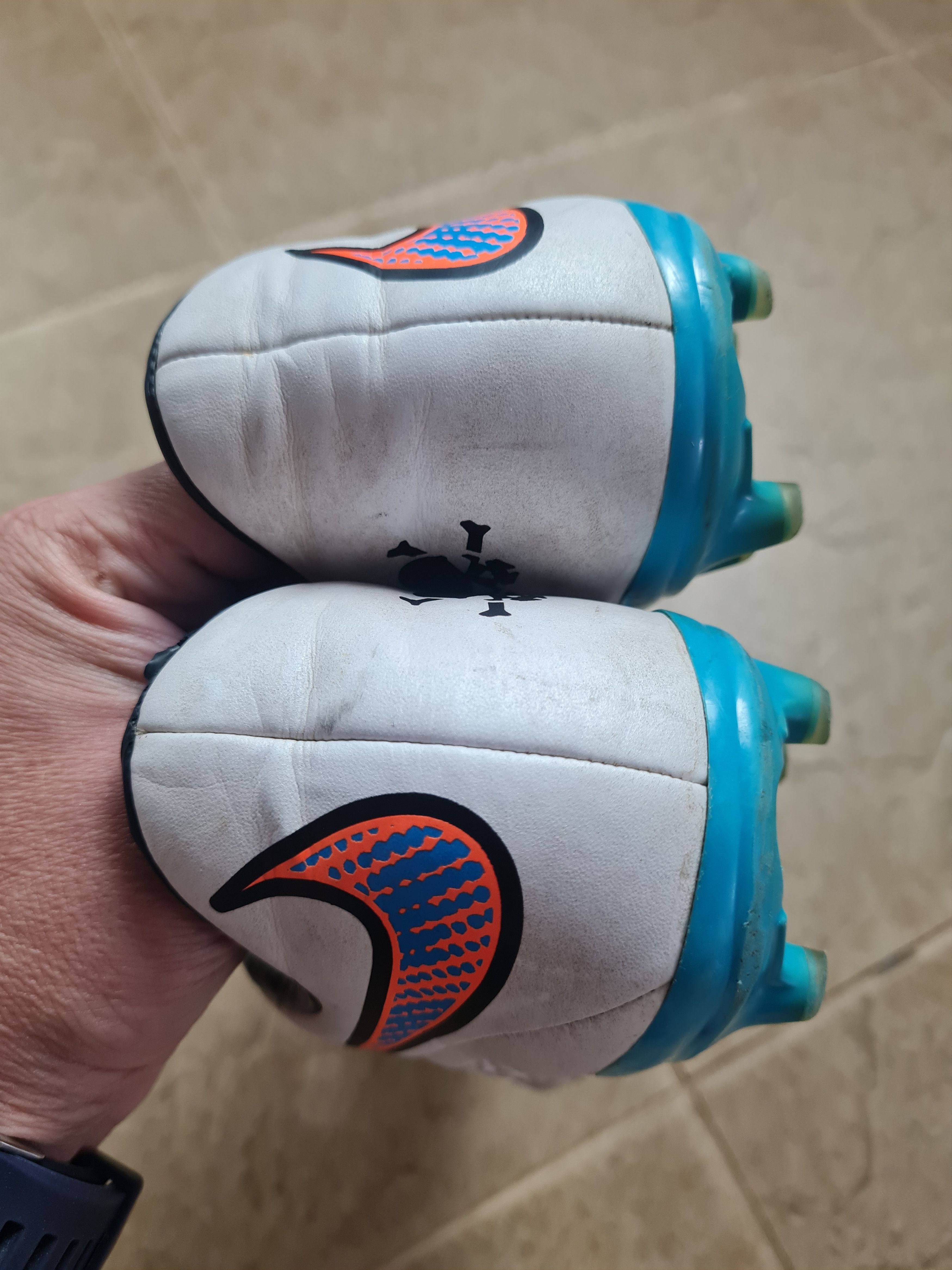 Nike Soccer cleats football boots 2014 Nike Hypervenom Phelon FG Size US 7 / EU 40 - 16 Thumbnail