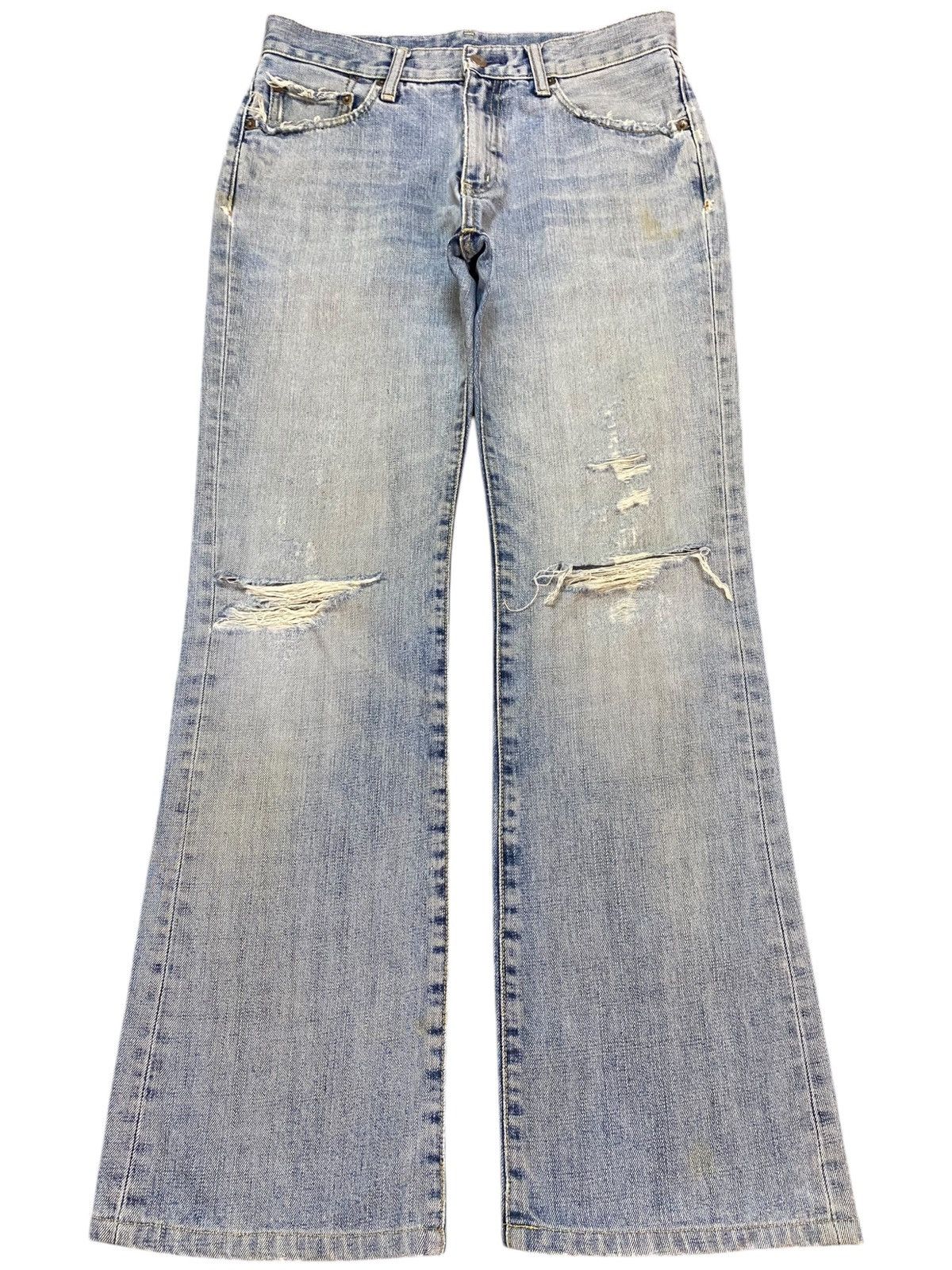 Japanese Brand Vintage Uniqlo Faded Wash Distressed Flare Jeans Size US 31 - 1 Thumbnail