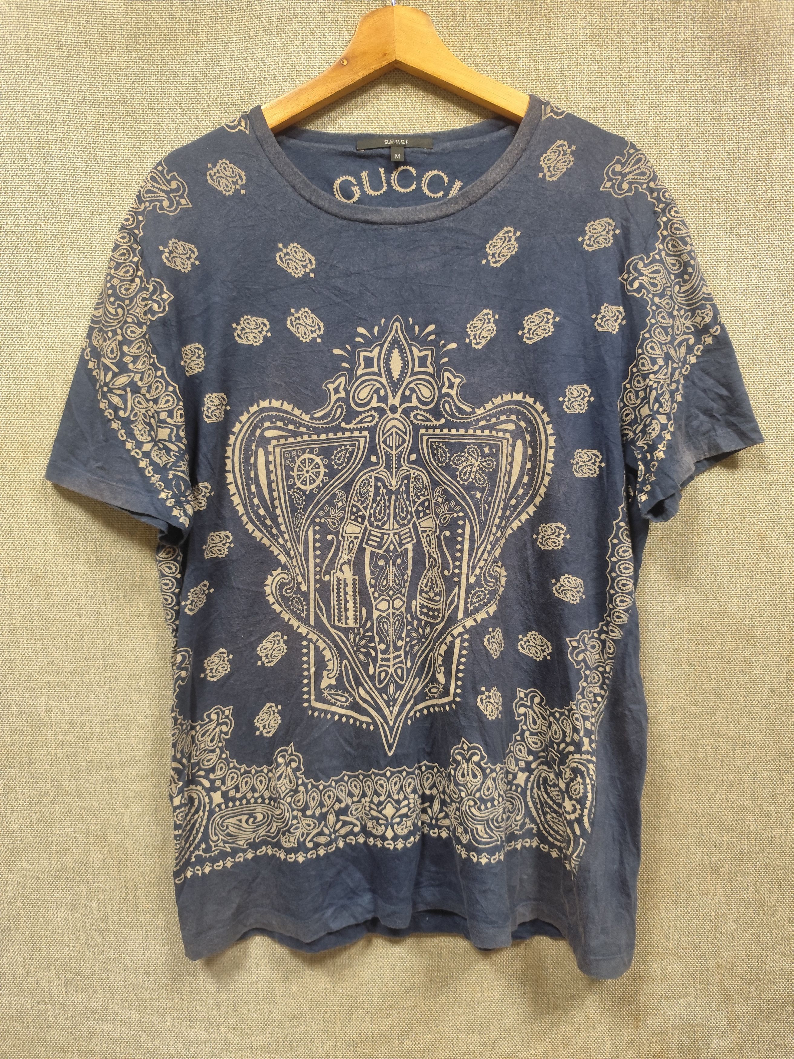 Gucci Gucci Vintage Bandana Paisley Crest T Shirt Size US M / EU 48-50 / 2 - 1 Thumbnail
