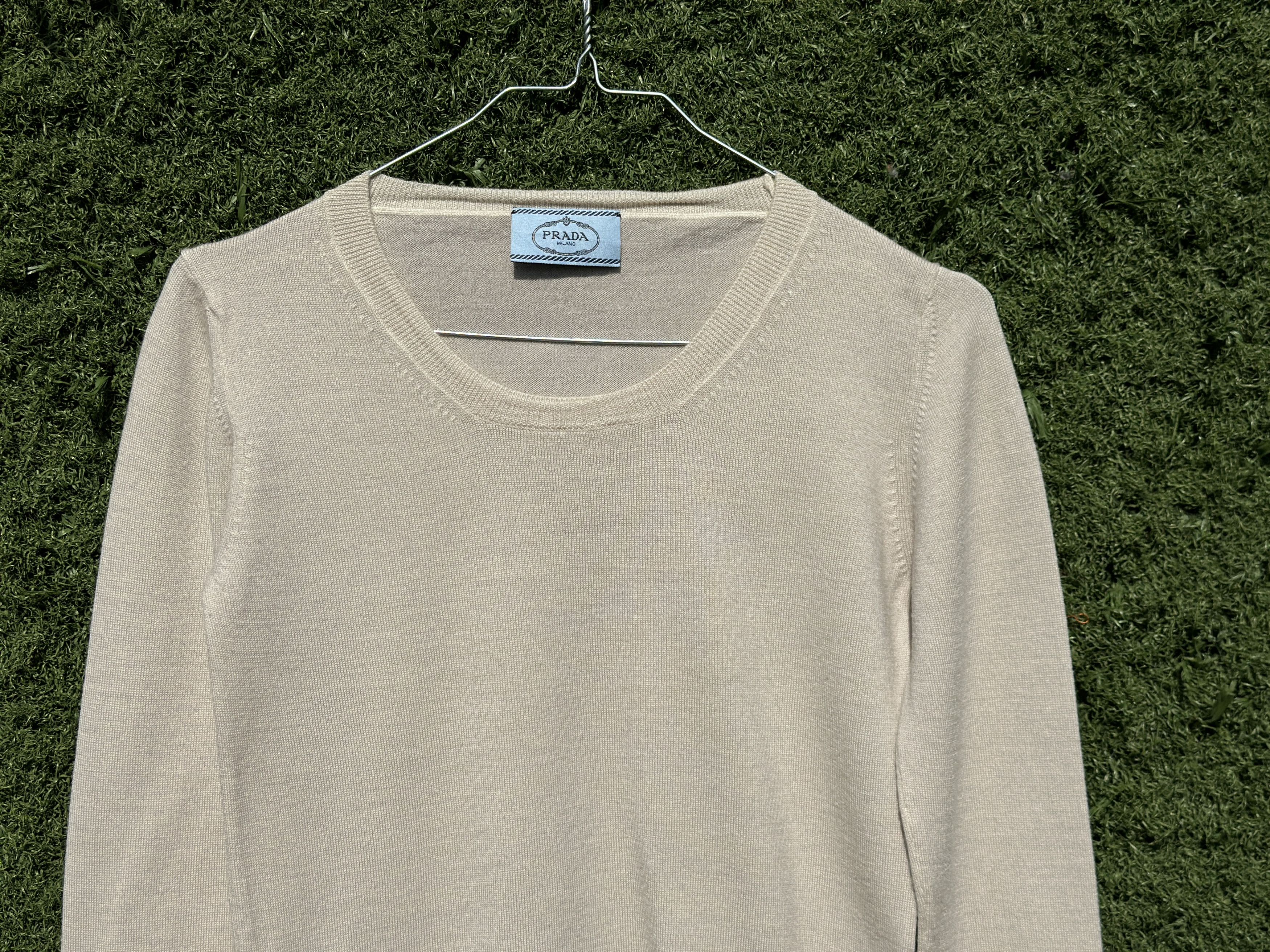 Prada Prada 100% Wool Fine Knit Sweater Structured Size 38 Size XS / US 0-2 / IT 36-38 - 5 Thumbnail