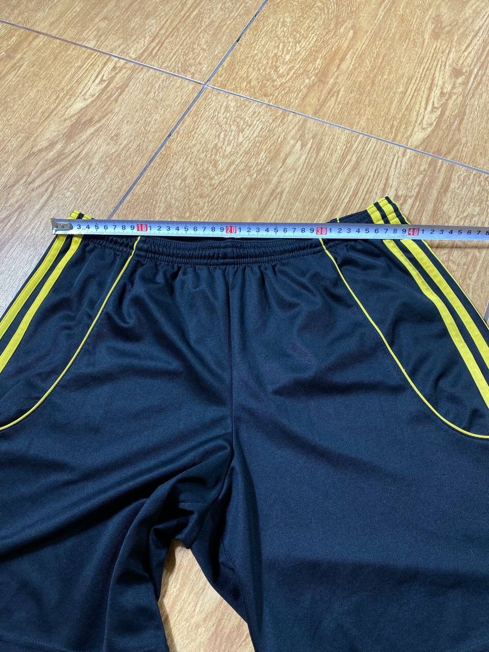 Adidas × Vintage Vintage Y2K Adidas Striped Running Soccer Shorts Size US 32 / EU 48 - 6 Thumbnail