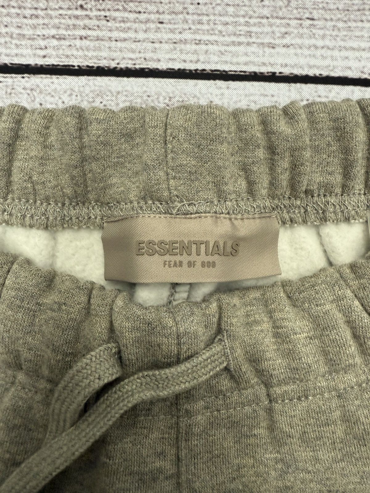 Fear of God Essentials Relaxed Sweatpants Dark Oatmeal sz S