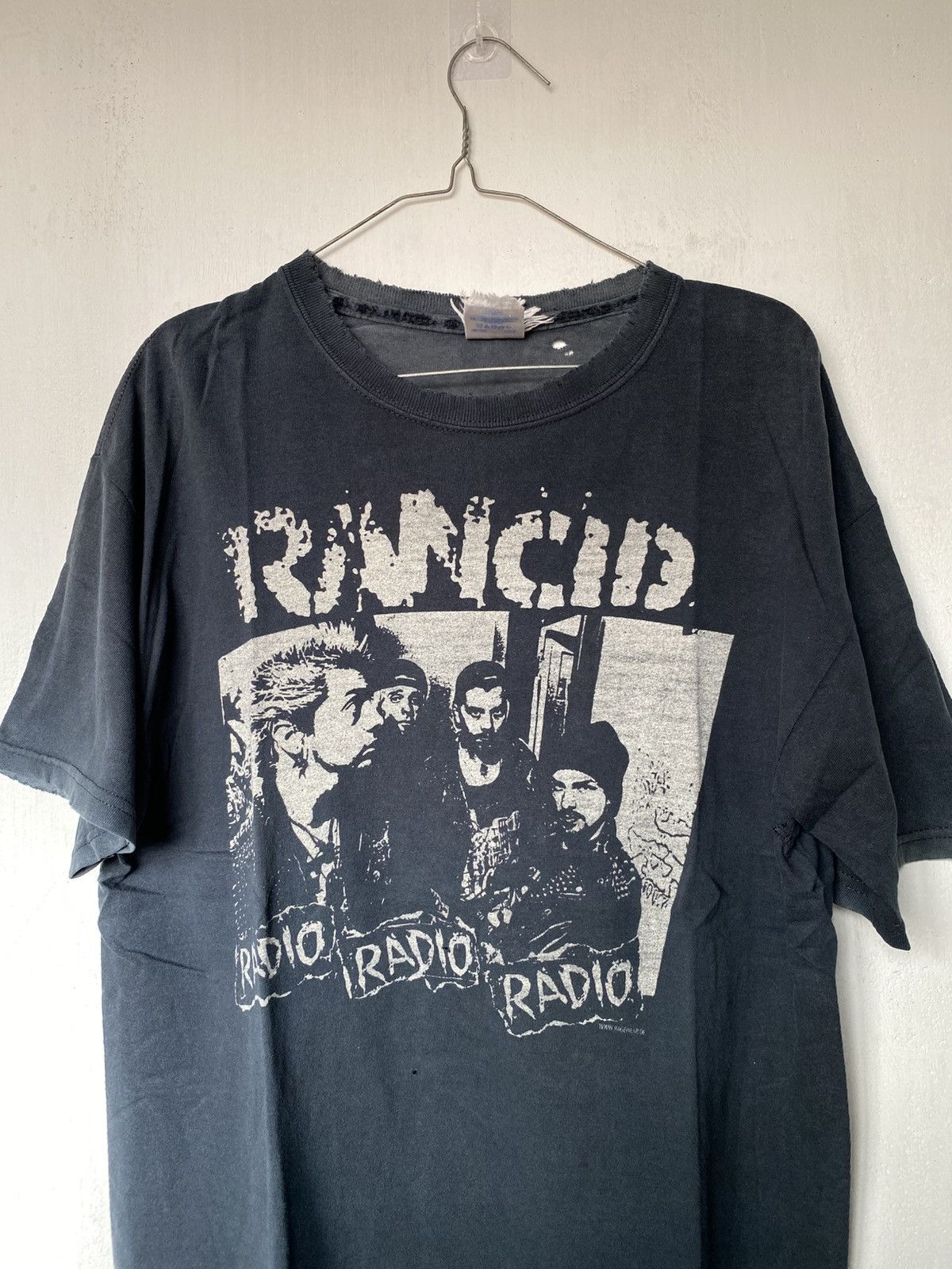 Band Tees × Vintage 00s Rancid Radio Tshirt Size US M / EU 48-50 / 2 - 2 Thumbnail