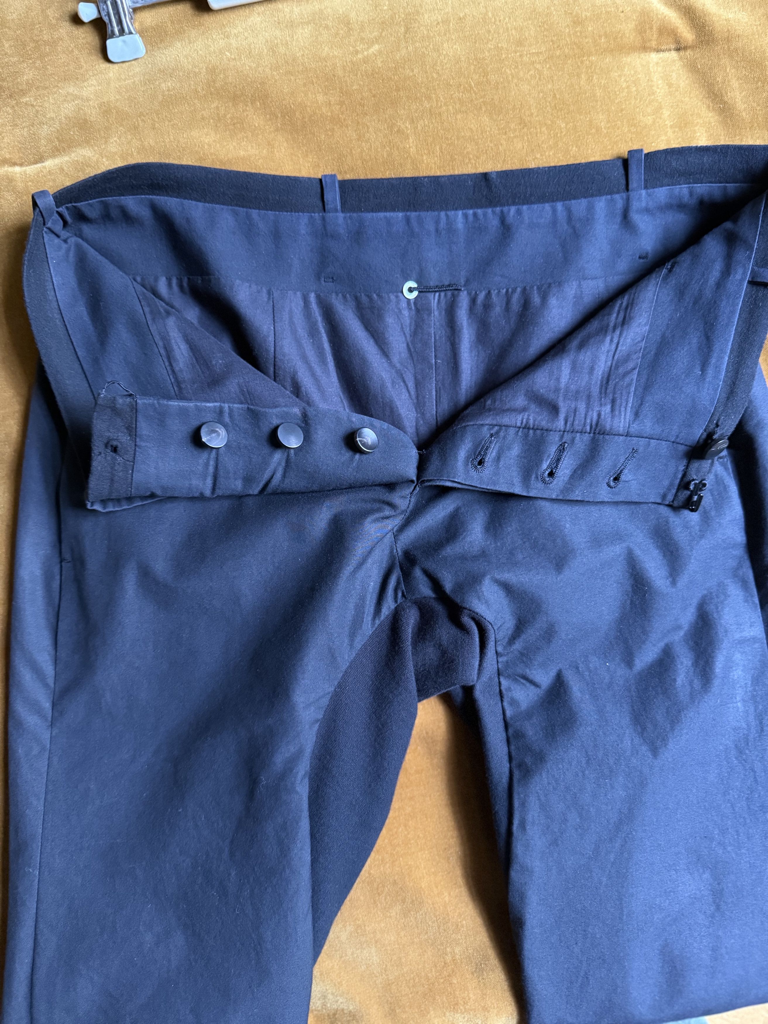 Label Under Construction LABEL UNDER CONSTRUCTION PANTS SIZE 48 -TOP CONDITION Size US 32 / EU 48 - 9 Thumbnail