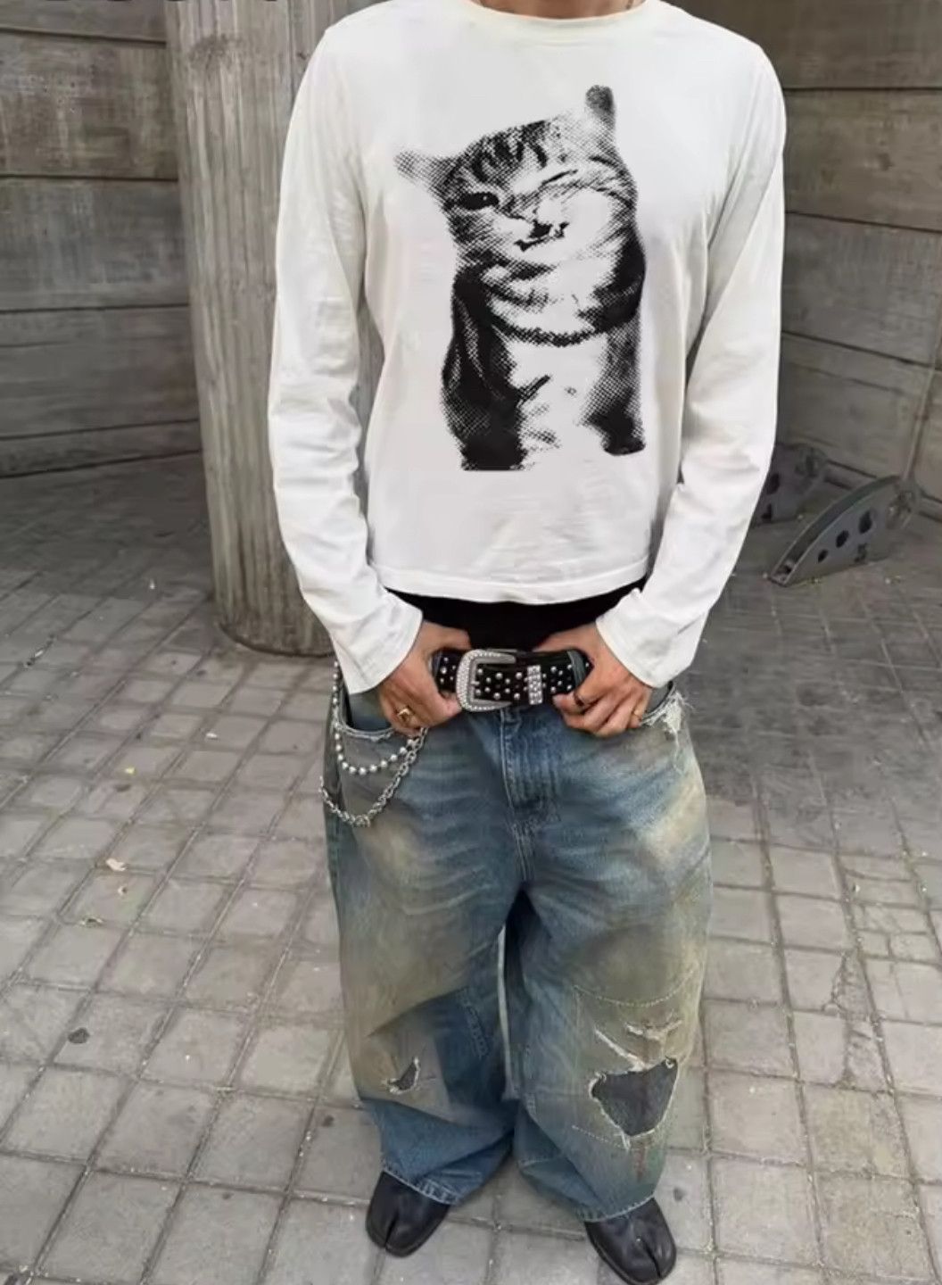 Japanese Brand Y2K Streetwear Draw Cat Long Sleeve T-Shirt Graphic Tees Size US XL / EU 56 / 4 - 2 Thumbnail