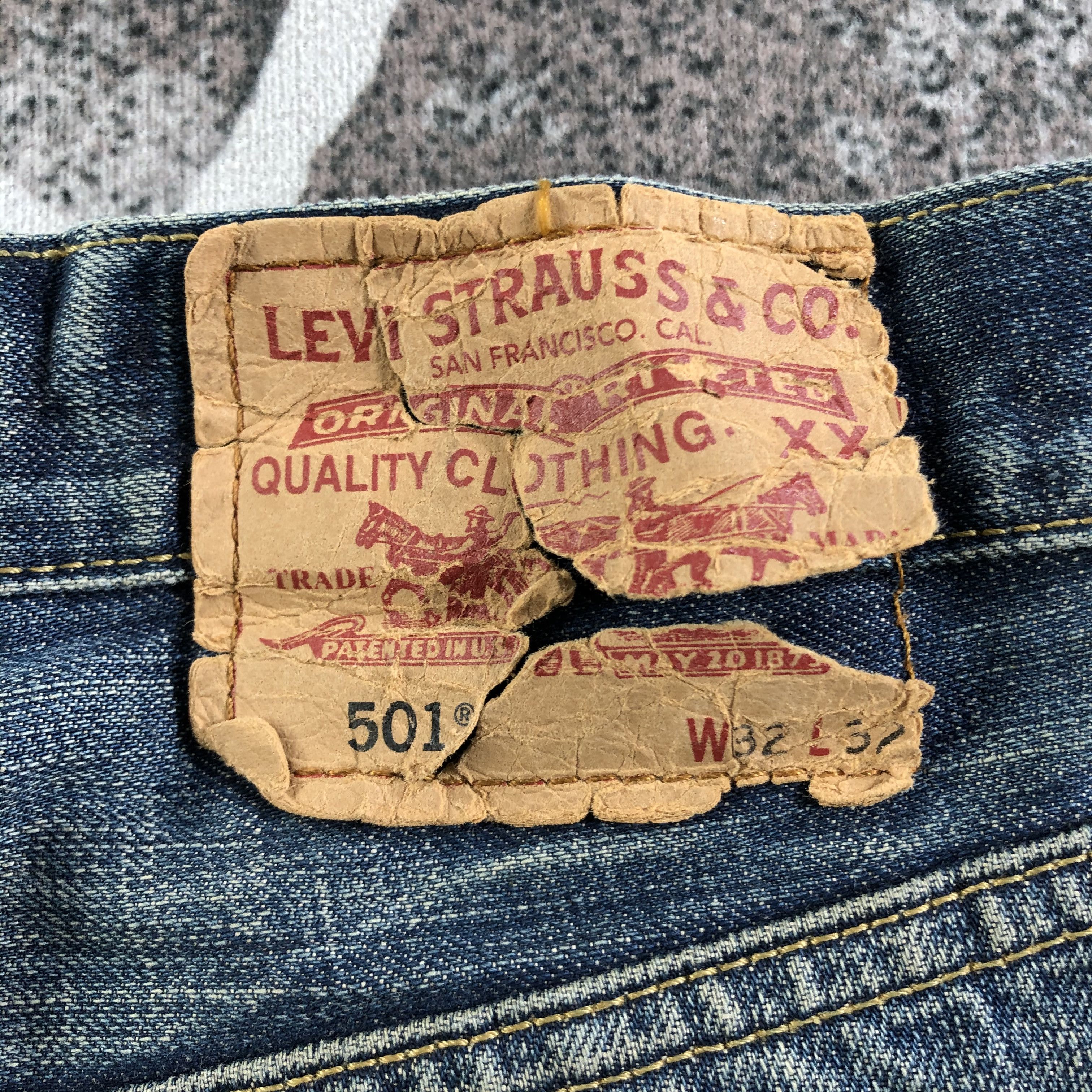 Levi's Vintage Levis 501 Jeans Distressed Denim KJ2947 Size US 32 / EU 48 - 5 Thumbnail