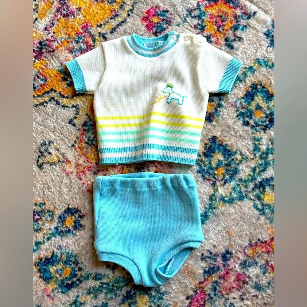 Designer Vintage baby outfit set Size ONE SIZE - 1 Thumbnail