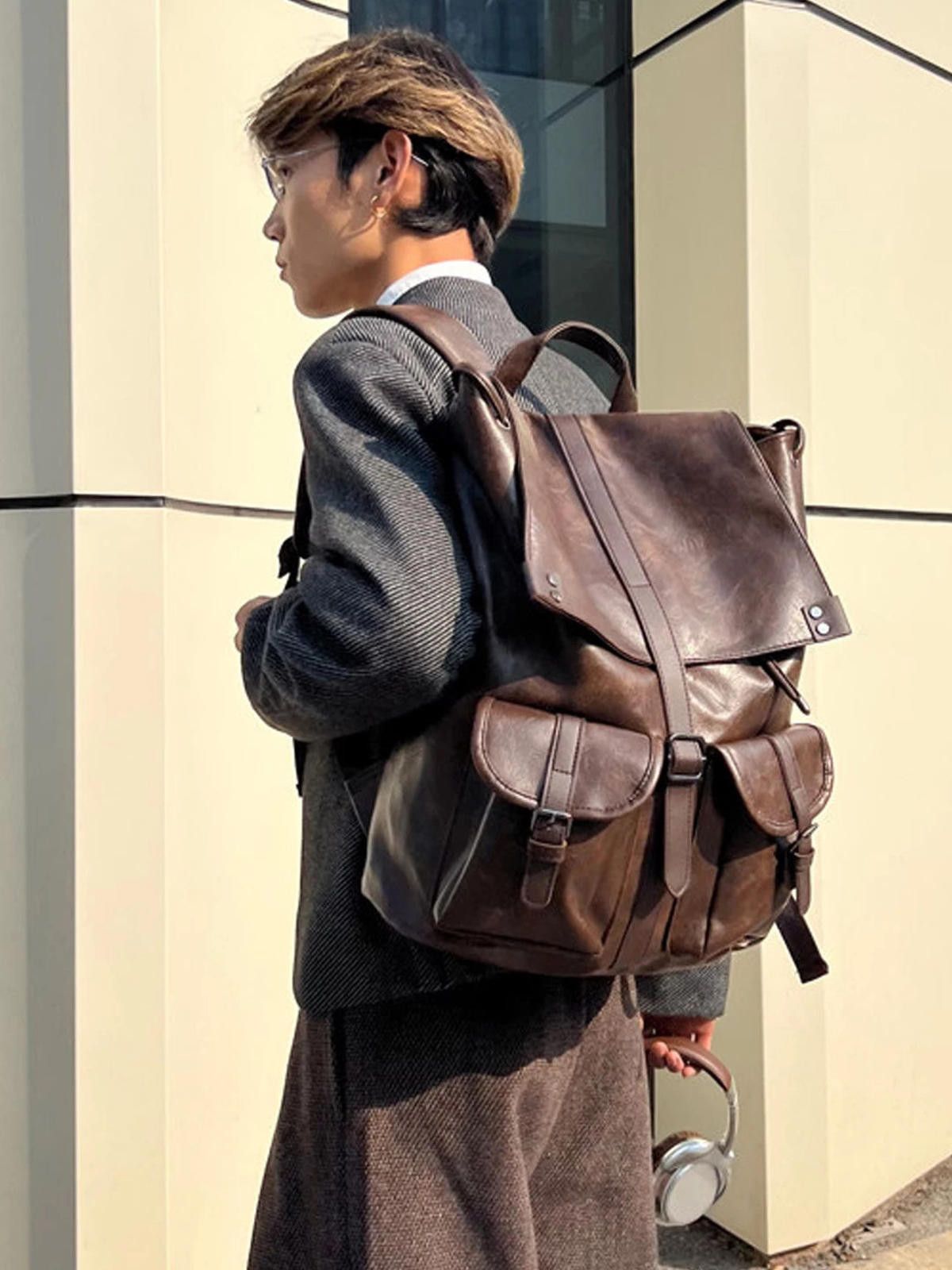 Leather Dark Brown Vintage Leather Backpack, Classic Rucksack Size ONE SIZE - 2 Thumbnail