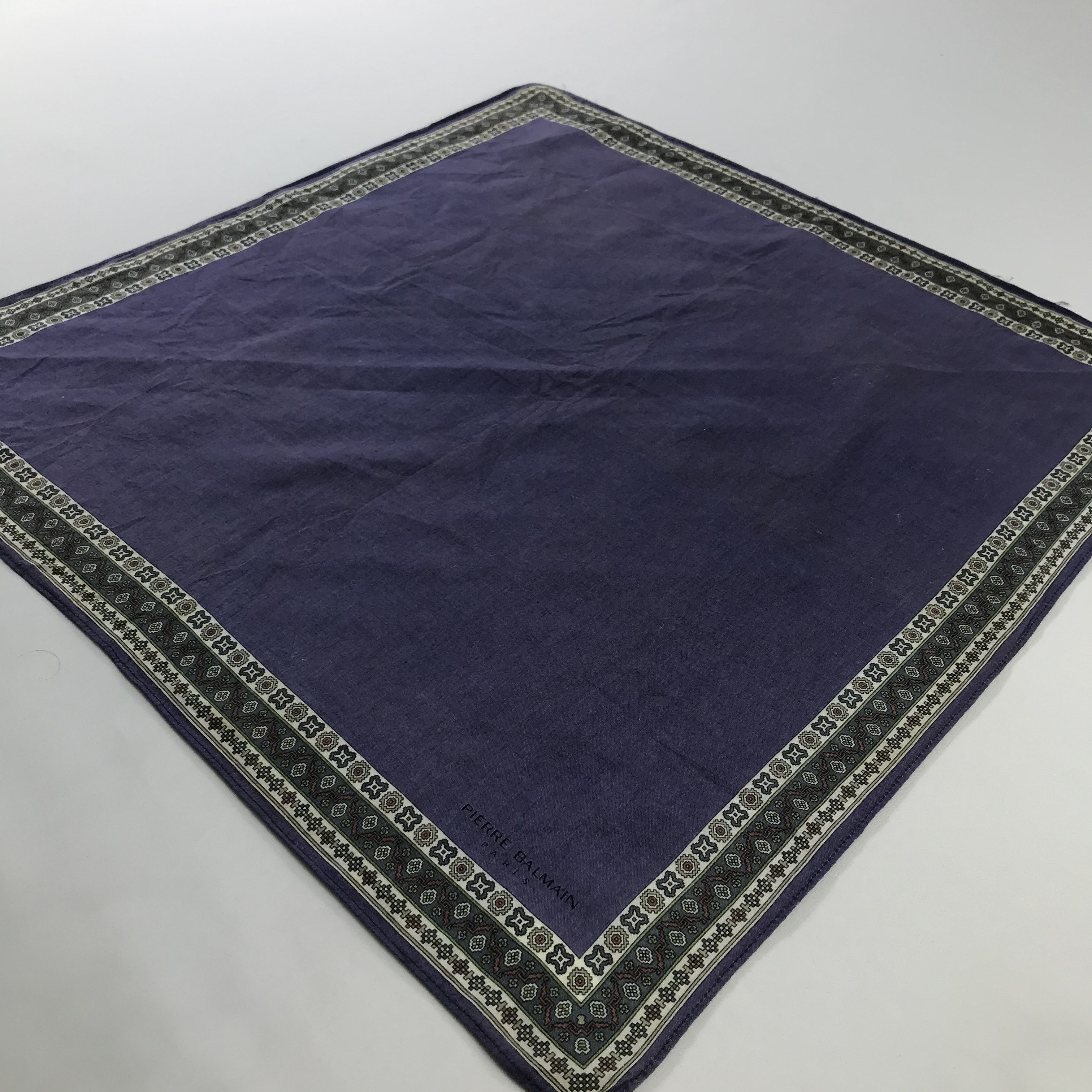 Pierre Balmain × Vintage Pierre Balmain Bandana / Handkerchief / Neckerchief - S778 Size ONE SIZE - 2 Thumbnail