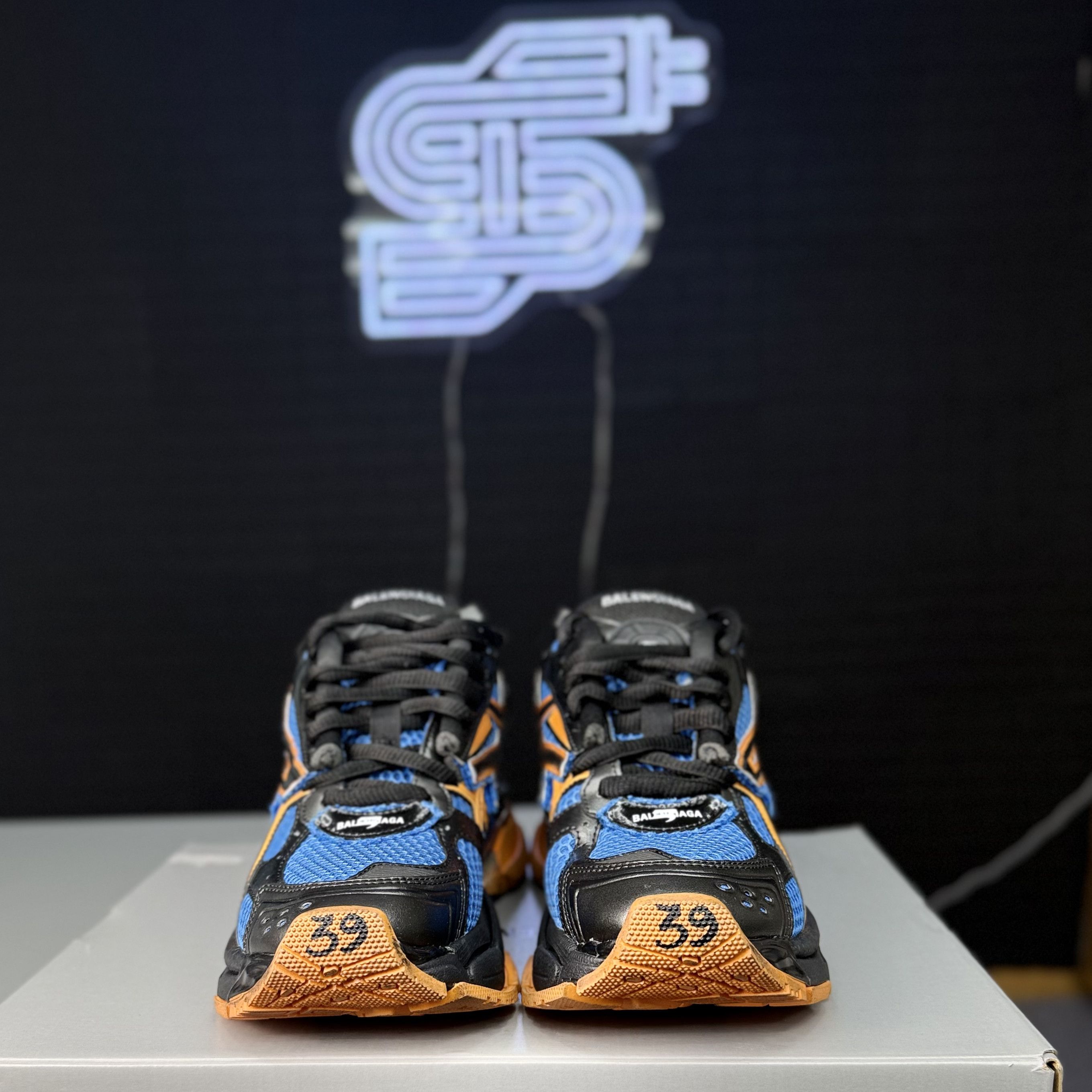 Balenciaga Balenciaga Runner Blue/Orange Size US 6.5 / EU 39-40 - 6 Thumbnail
