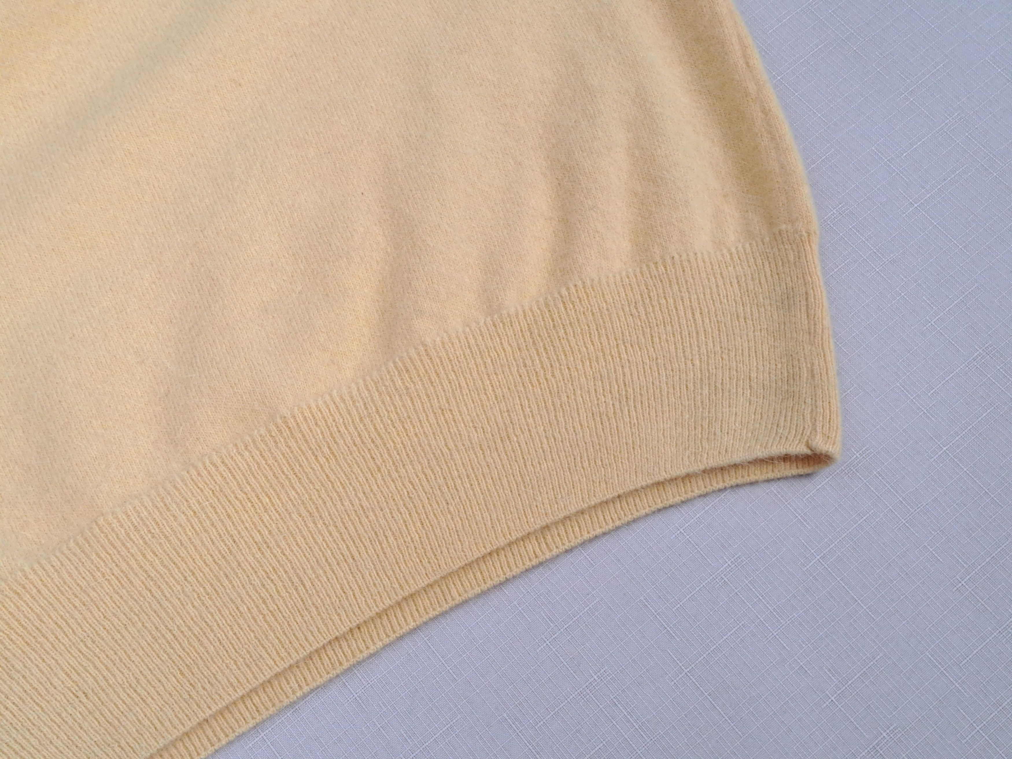Vintage Vintage YSL Yves Saint Laurent yellow V-Neck mohair sweater. Size US S / EU 44-46 / 1 - 12 Thumbnail
