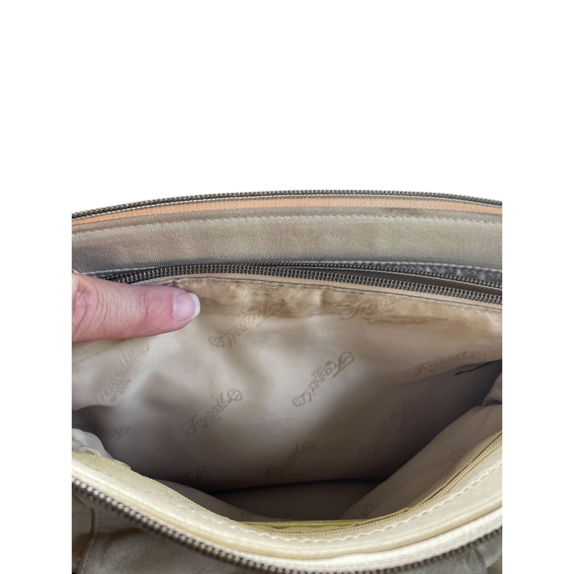 Fossil Fossil Womens Cream Leather vintage retro Crossbody Handbag Size ONE SIZE - 19 Thumbnail