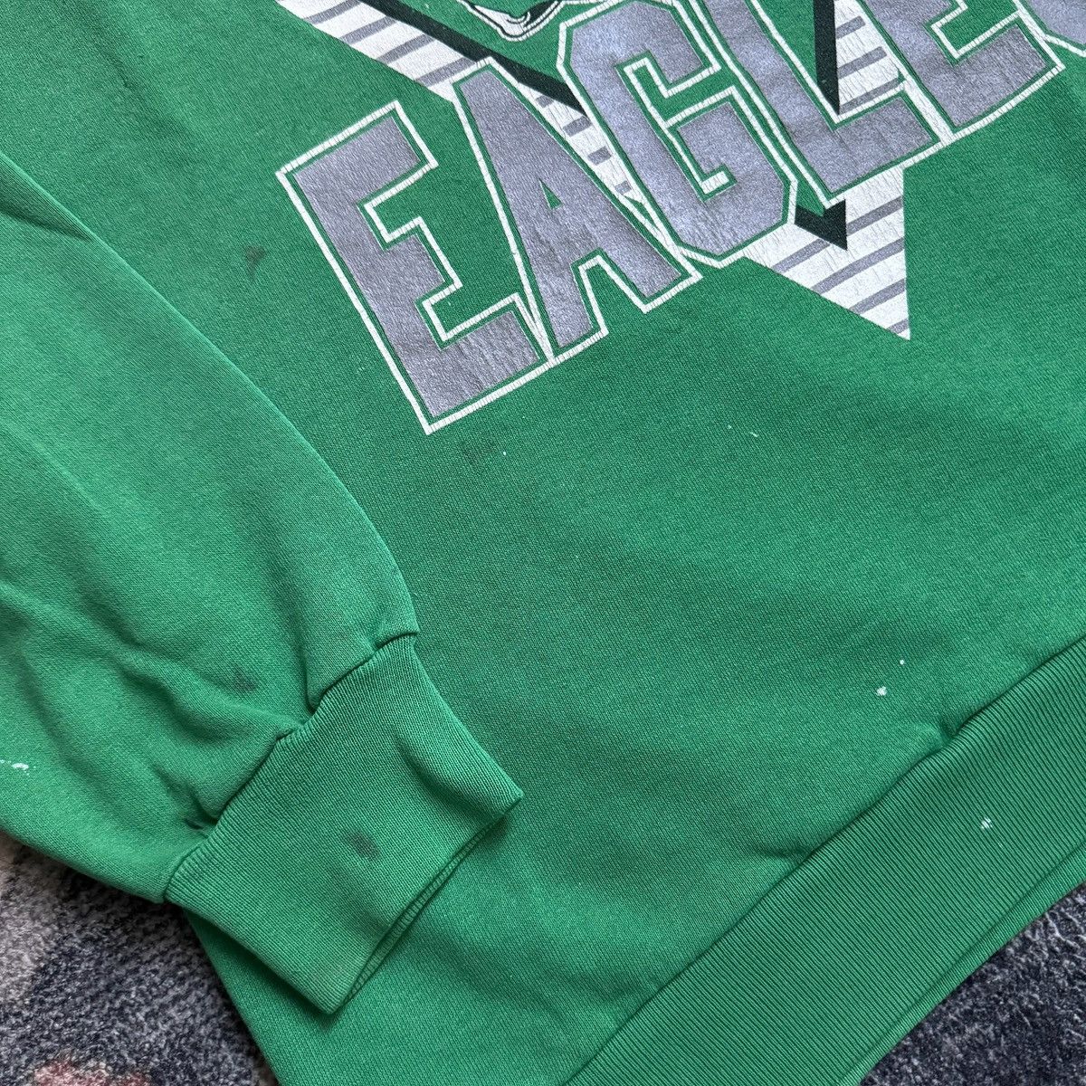 Vintage Vintage Philadelphia eagles crewneck sweater xl Size US XL / EU 56 / 4 - 4 Thumbnail