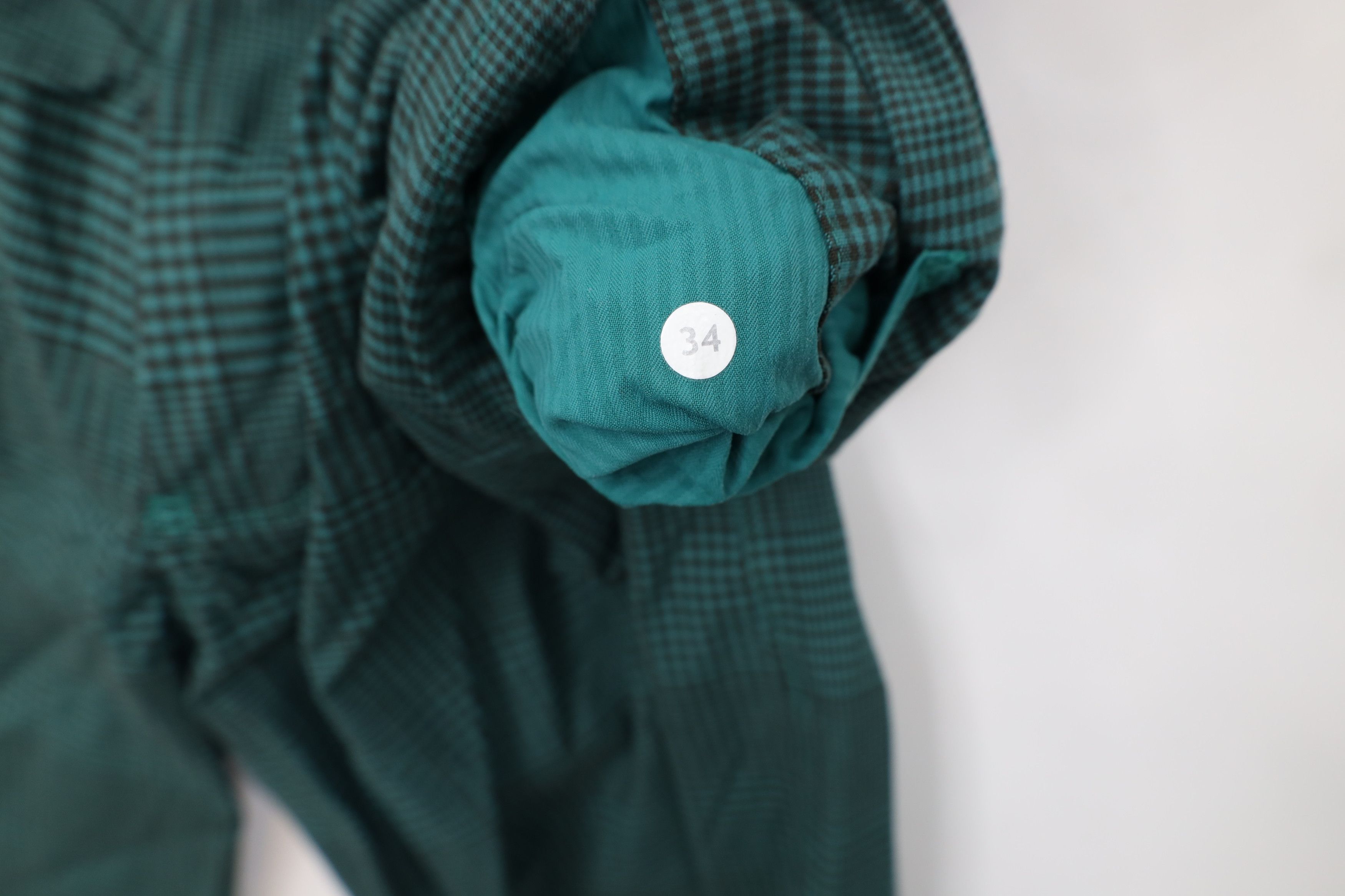 Lululemon Lululemon Flat Front Golfing Golf Chino Shorts Green Plaid Size US 34 / EU 50 - 6 Thumbnail