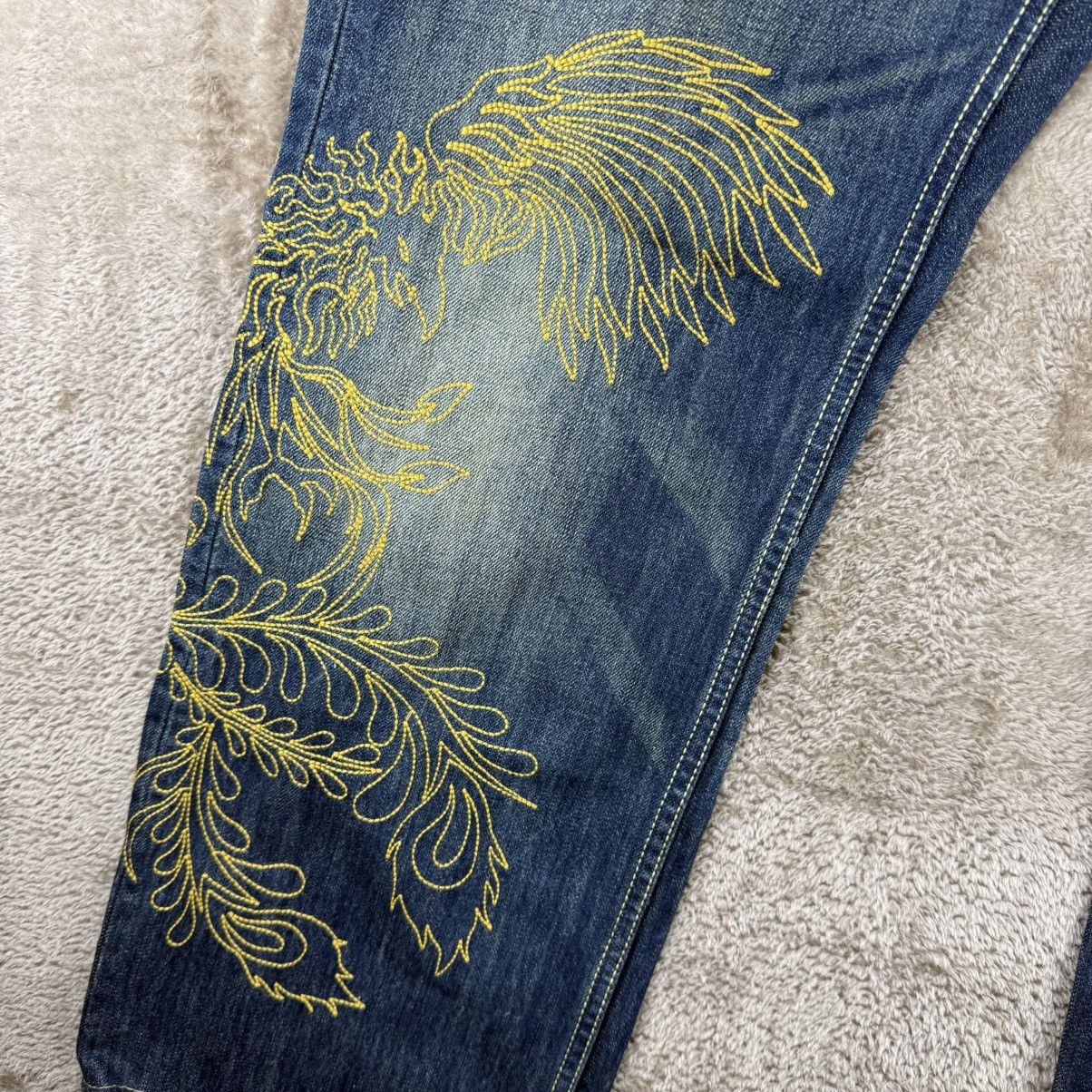 Eternal Vtg eternal jeans embroidered leg dragon art style Size US 32 / EU 48 - 5 Thumbnail