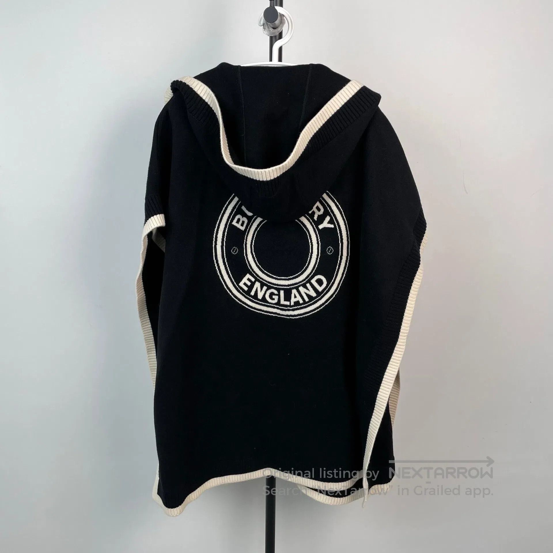 Burberry Burberry Back Round Ring Logo Letter Logo Cashmere Blended Size US L / EU 52-54 / 3 - 2 Thumbnail