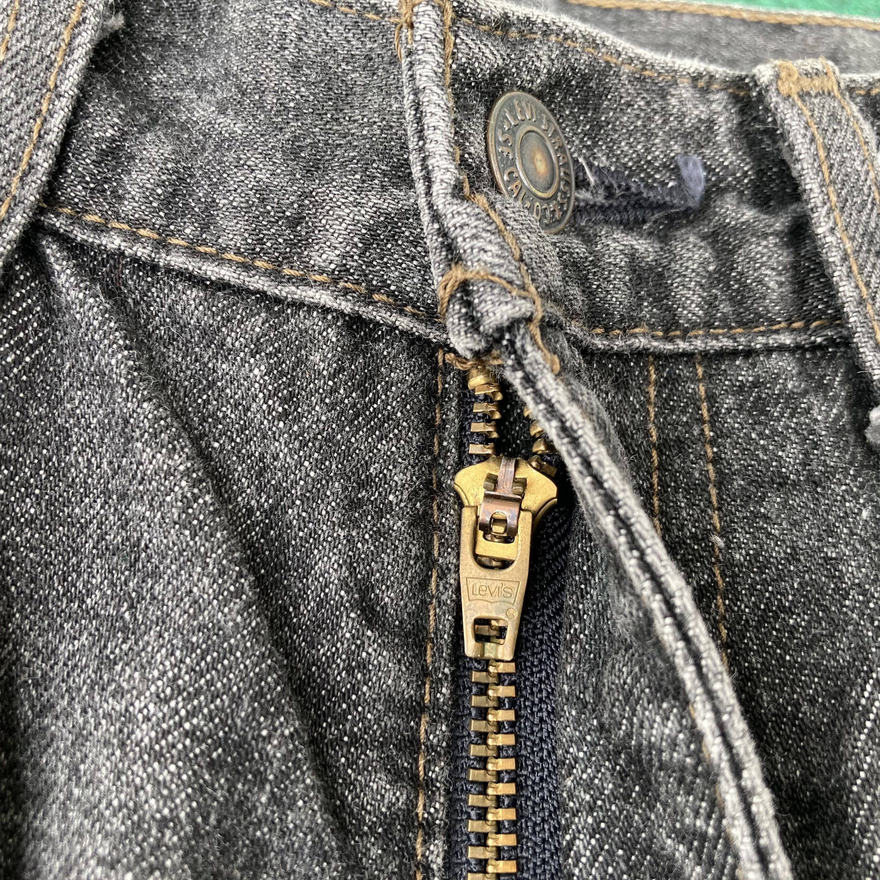 Levi's 29x31.5 Vintage Levis 517 Denim Sz 30 Bootcut Faded Jeans Size US 30 / EU 46 - 4 Thumbnail