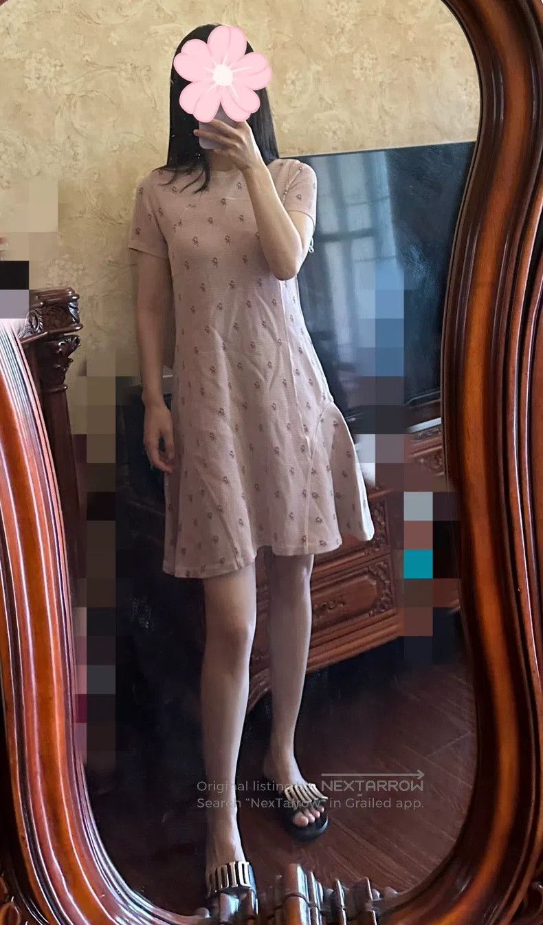 Valentino Valentino dress Size M / US 6-8 / IT 42-44 - 1 Thumbnail