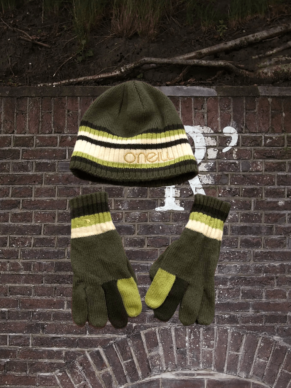 O'Neill Vintage Hats green logo Streetwear O'Neill Gloves Y2K Size ONE SIZE - 1 Thumbnail