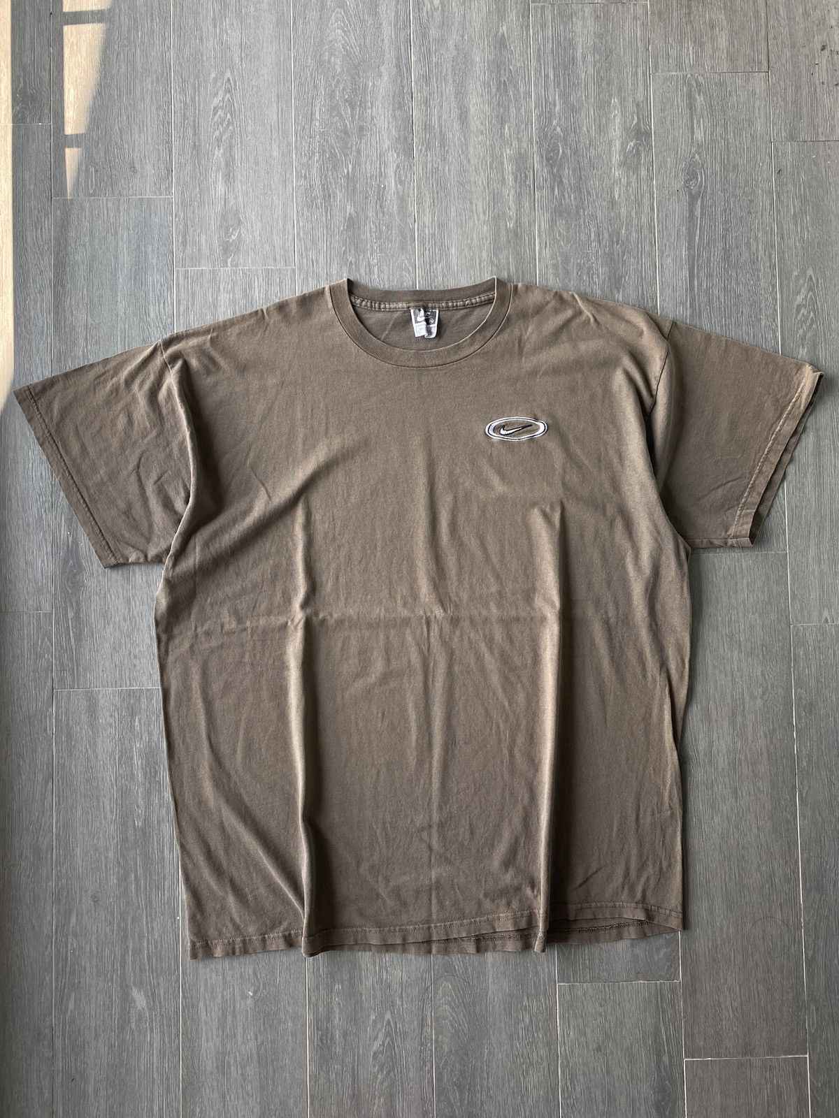 Nike × Vintage Vintage 90’s Brown Mocha Nike Oval Swoosh Tee Size US XXL / EU 58 / 5 - 2 Thumbnail