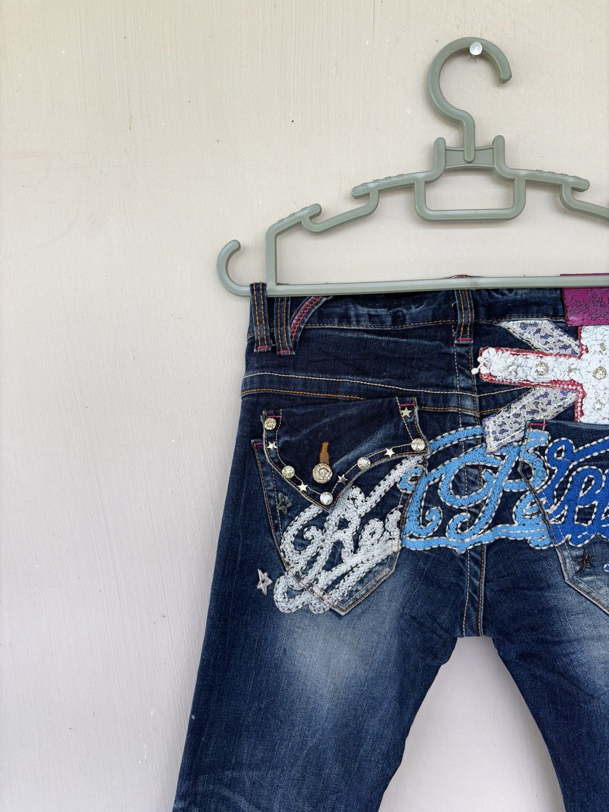 Japanese Brand Red Pepper Union Jack Streetwear Low Flared Distressed Denim Size US 31 - 8 Thumbnail