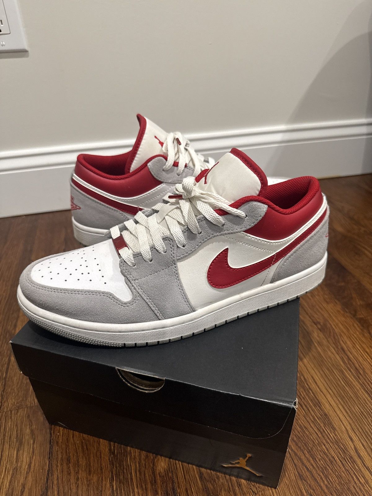 Jordan Brand Air Jordan 1 Low SE Size US 11 / EU 44 - 2 Thumbnail