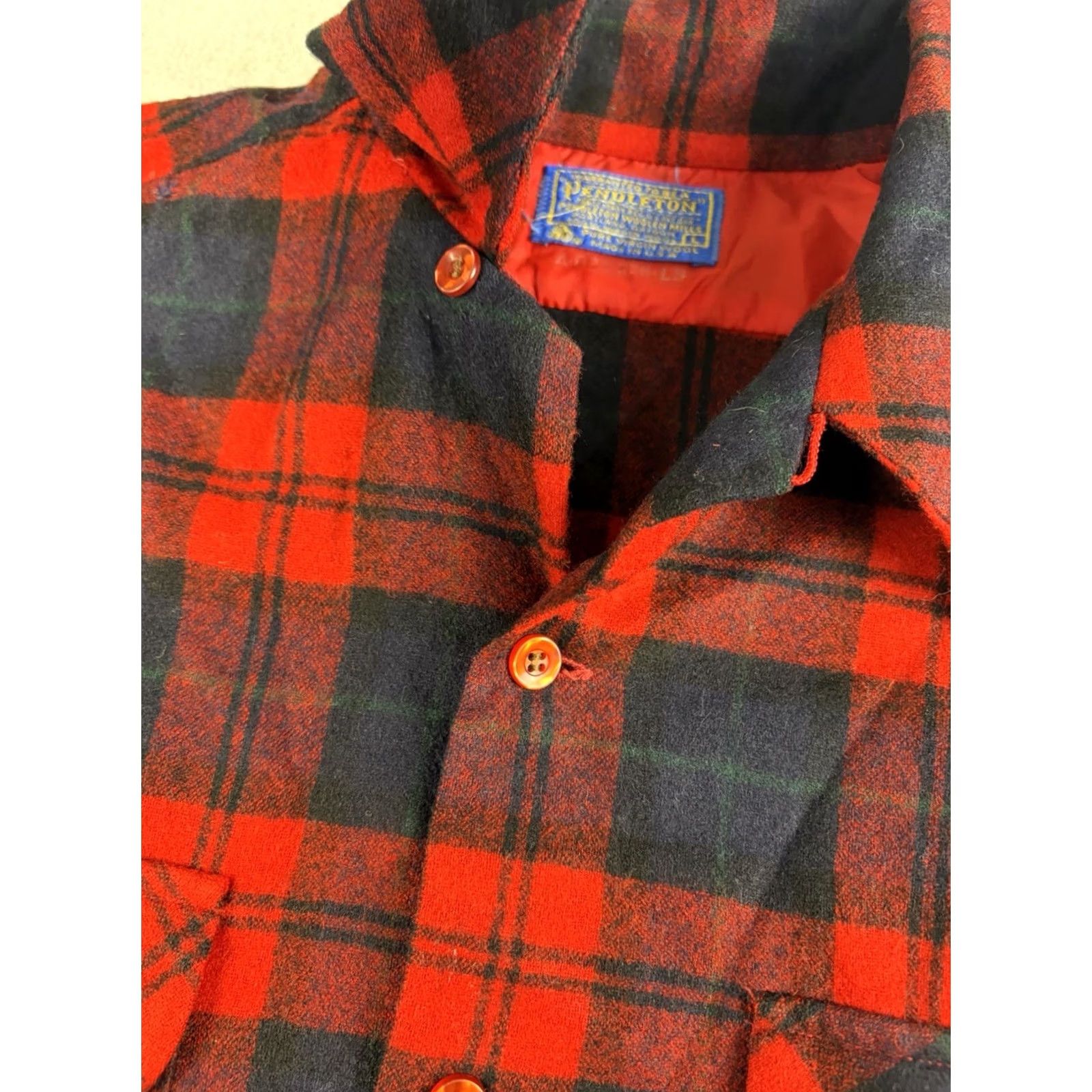 Pendleton VINTAGE Pendleton Board Shirt Mens Large Red Plaid Wool 80s Button-Up Long Sleeve Collared Shirt Mens Size US L / EU 52-54 / 3 - 3 Thumbnail