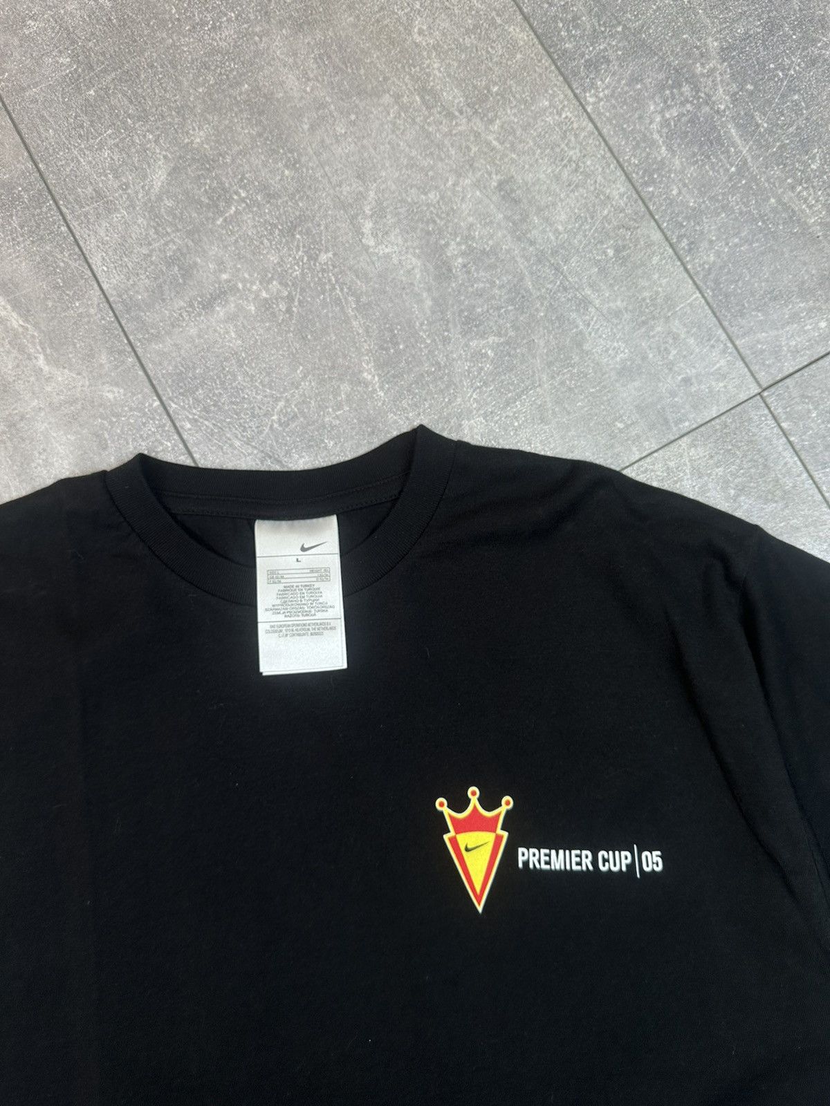 Nike Nike Vintage Premier Cup 2005 Tee Size US L / EU 52-54 / 3 - 6 Thumbnail