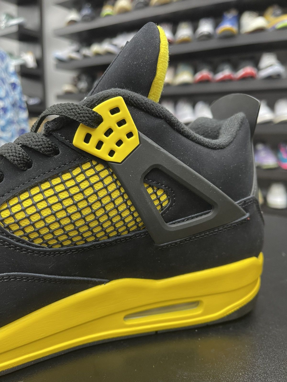 Jordan Brand Size 13 - Jordan 4 Retro Yellow Thunder Size US 13 / EU 46 - 7 Thumbnail