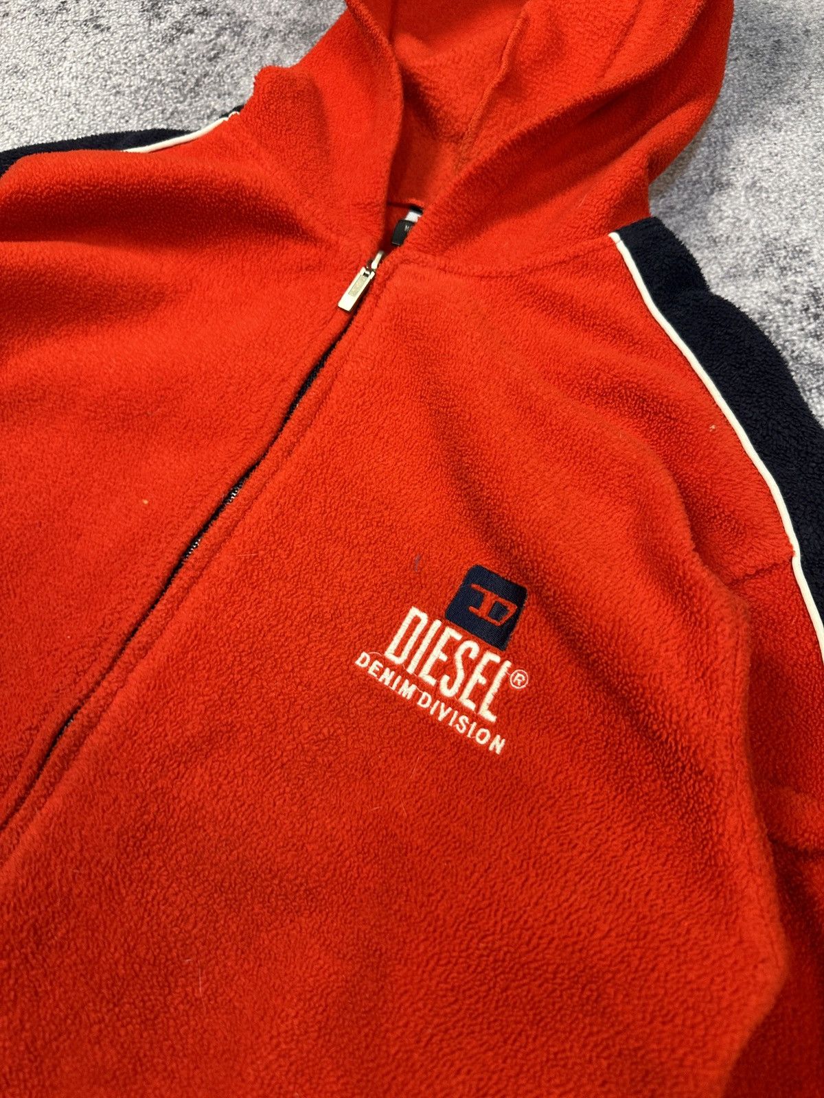 Diesel Y2K Vintage Diesel zip up Hoodie Fleece Avant Garde Rare VTg Size US L / EU 52-54 / 3 - 4 Thumbnail