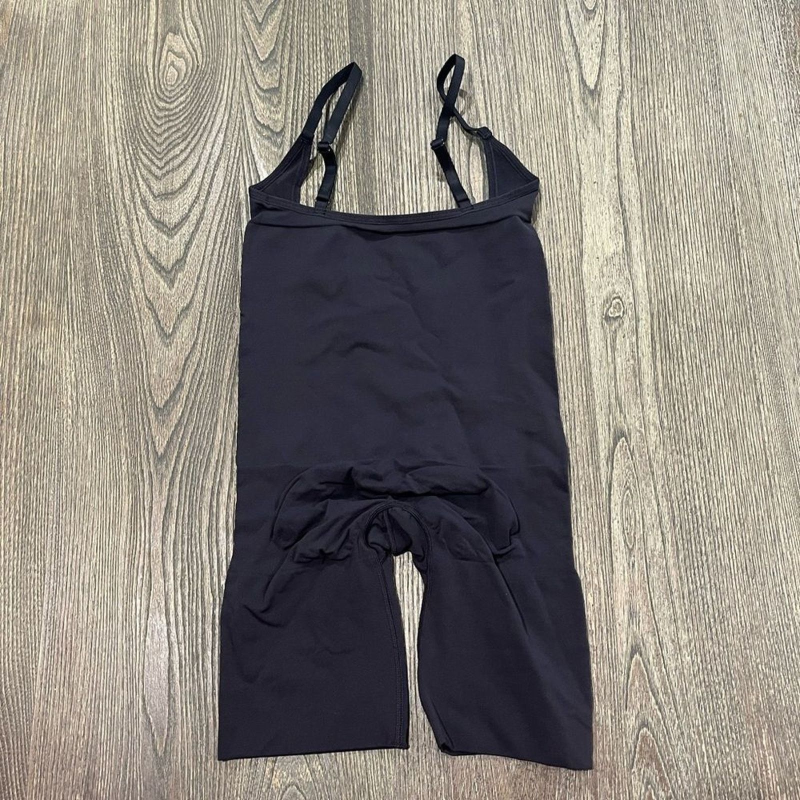 SKIMS NWOT Skims Everyday Sculpt Mid Thigh Bodysuit Shapewear M Size ONE SIZE - 3 Thumbnail