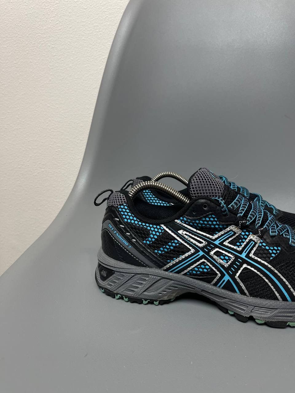 Asics Vintage asics rare low top sneakers Size US 5 / EU 37 - 3 Thumbnail