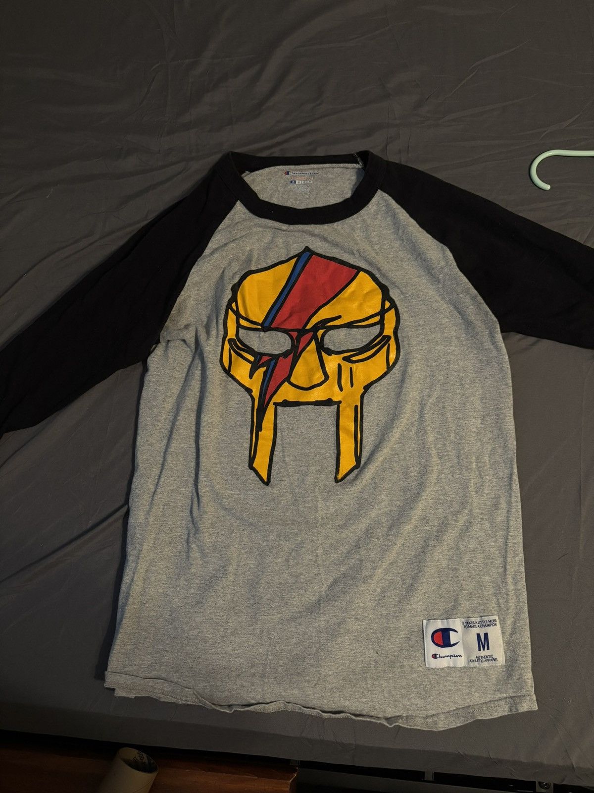 Champion Vintage MF Doom x David Bowie Champion Varsity T-shirt Size US M / EU 48-50 / 2 - 4 Thumbnail