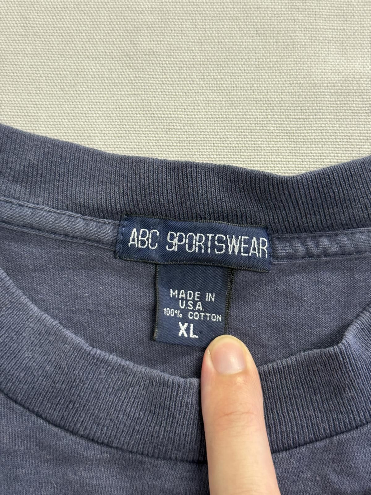 Other Vintage Faded ABC USA Sportswear T-shirt since 1949 Hawaii Size US XL / EU 56 / 4 - 3 Thumbnail