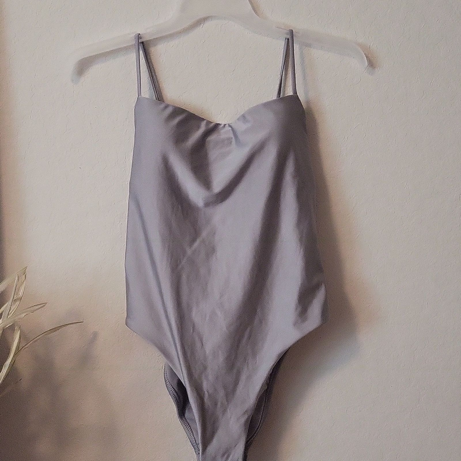 The Unbranded Brand Shade & Shore Silver Color One Piece Women Swimsuit M 8-10 Size ONE SIZE - 10 Thumbnail