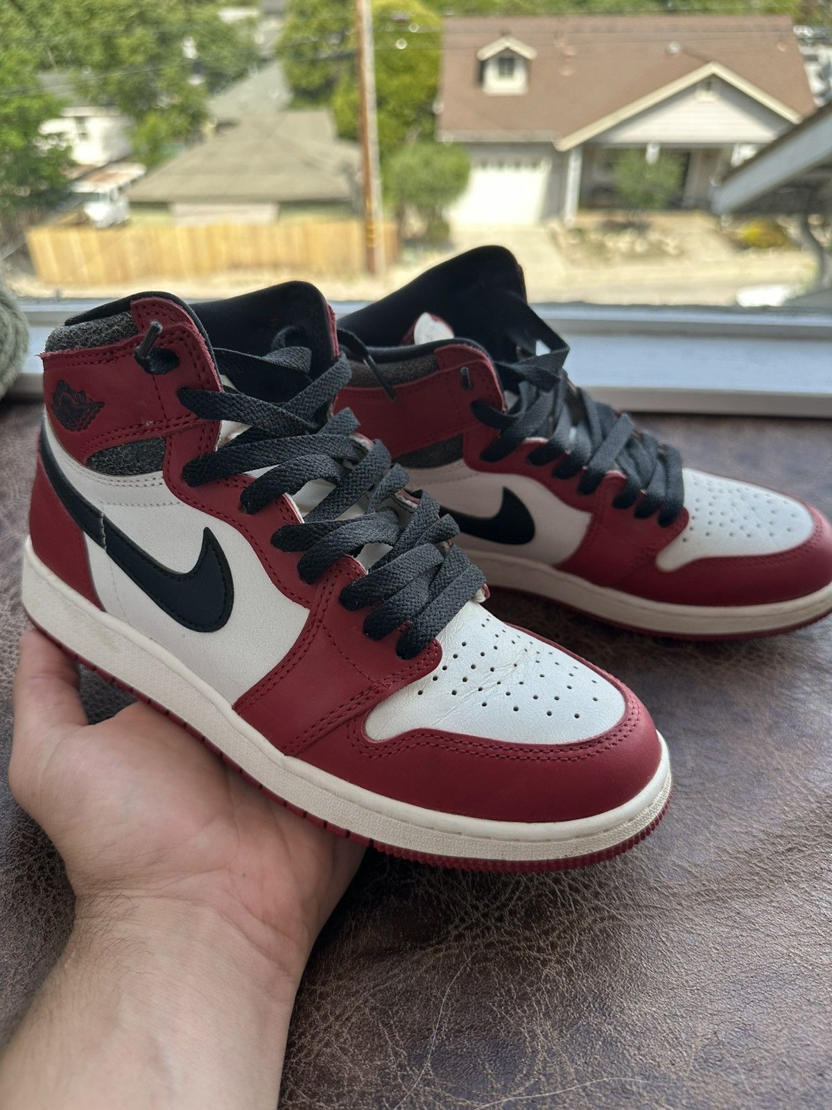 Jordan Brand Jordan 1 Lost and Found 6.5 Y Size US 7.5 / IT 37.5 - 2 Thumbnail