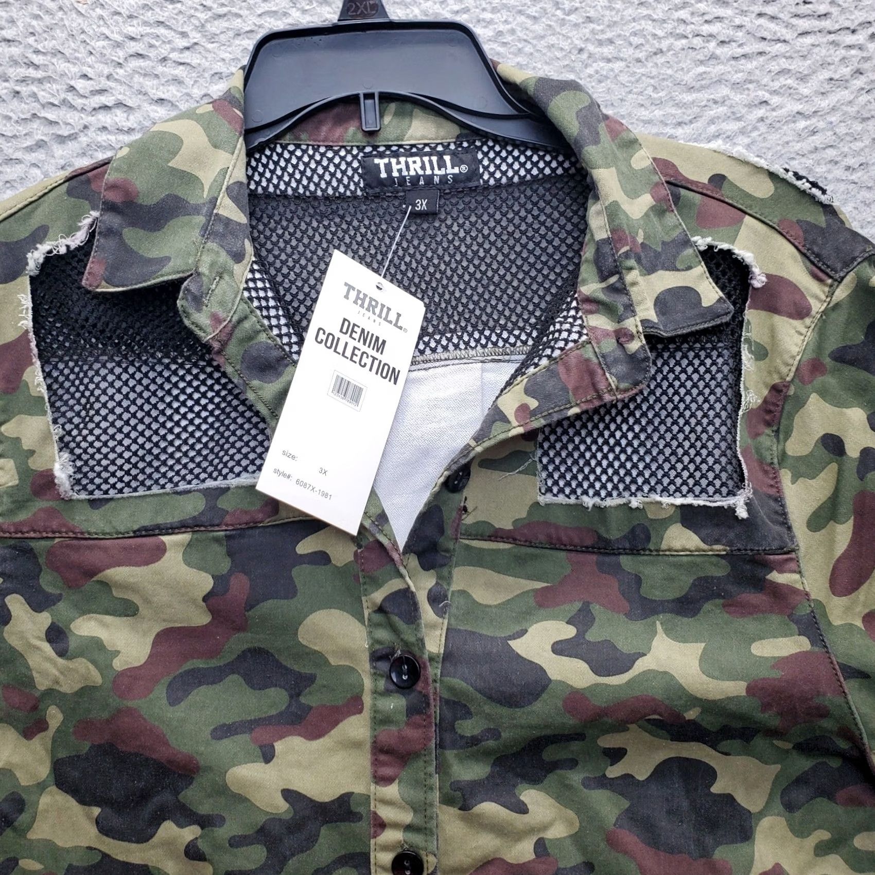 THRILLS Thrills Tunic Top Womens 3X Multi Camouflage Roll Tab Sleeve Collared Button Up Shirt Womens Size 3X Camouflage Outdoor Casual Mens? Size XXL / US 16-18 / IT 52-54 - 4 Thumbnail