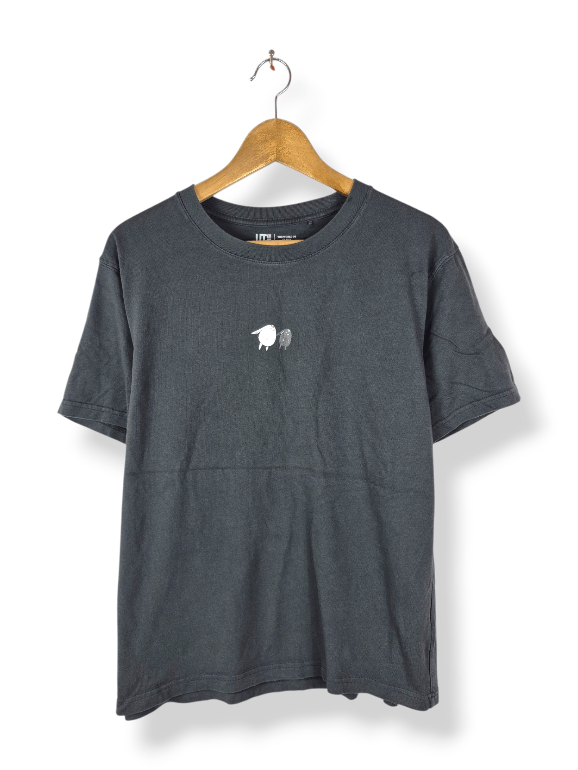 Anime 🔥 Uniqlo The World of Clamp Anime Manga Tee Size US L / EU 52-54 / 3 - 2 Thumbnail
