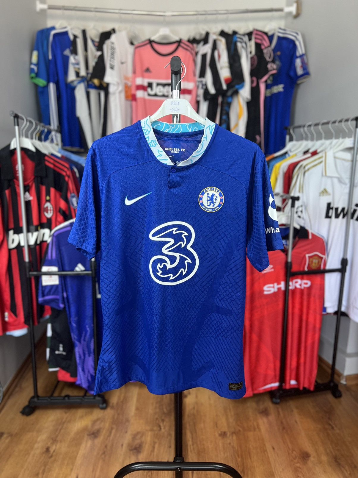 Nike Soccer Jersey Nike Chelsea 2022/23 Mount #19 Size US XL / EU 56 / 4 - 2 Thumbnail