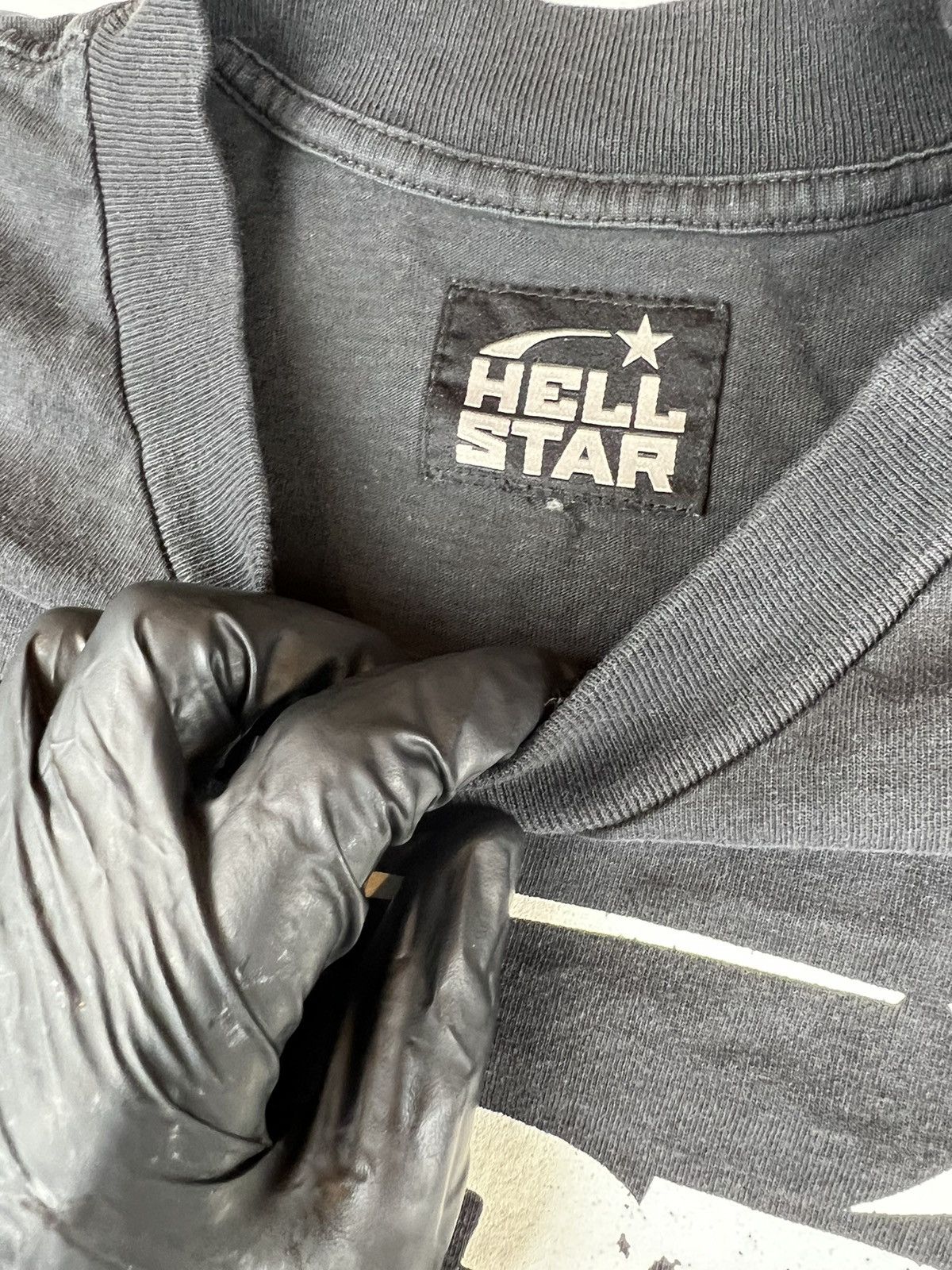 HELLSTAR Hellstar Classic T-shirt Size US M / EU 48-50 / 2 - 4 Thumbnail