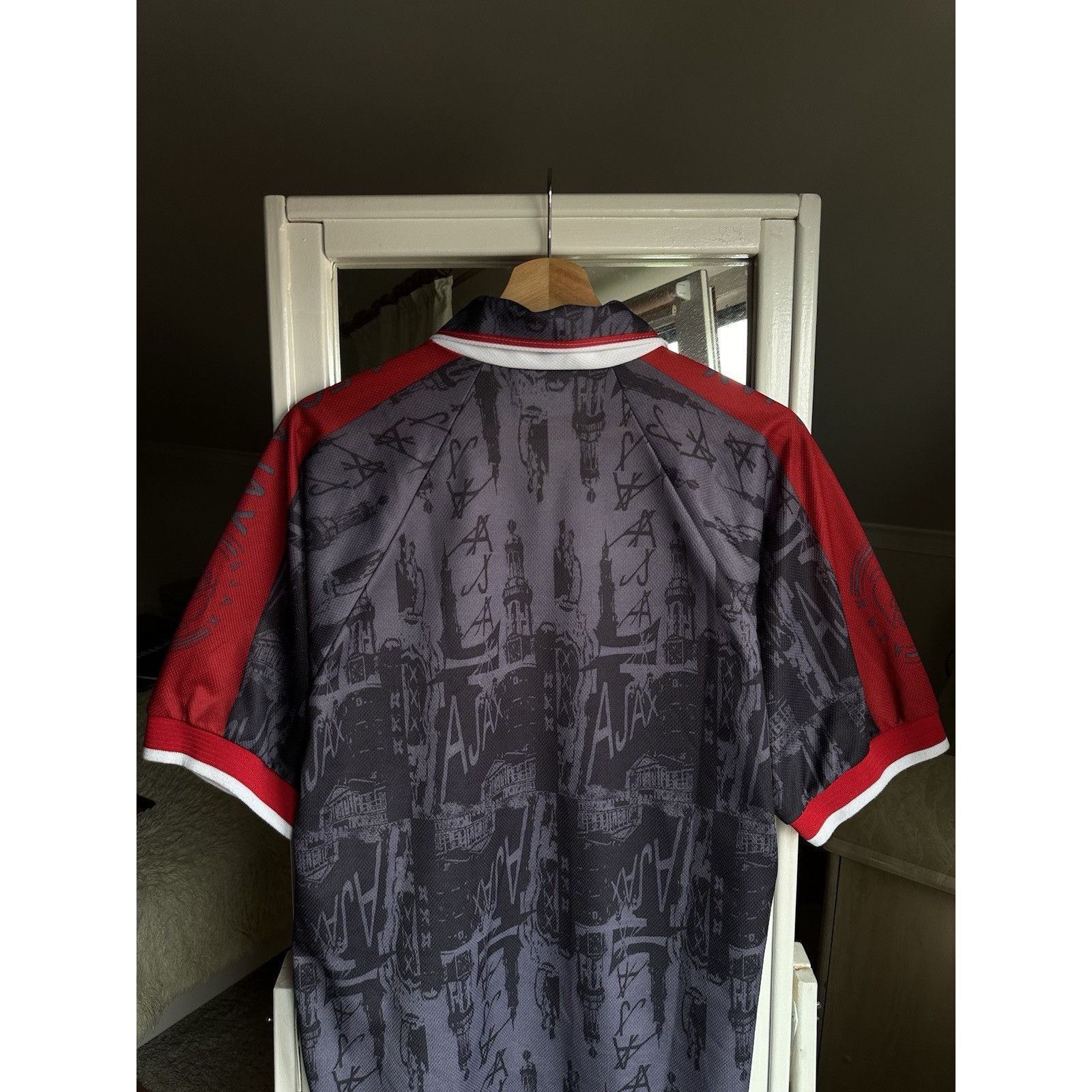 Umbro AJAX 1996 1997 AWAY SHIRT FOOTBALL SOCCER JERSEY UMBRO MENS Size US L / EU 52-54 / 3 - 10 Thumbnail